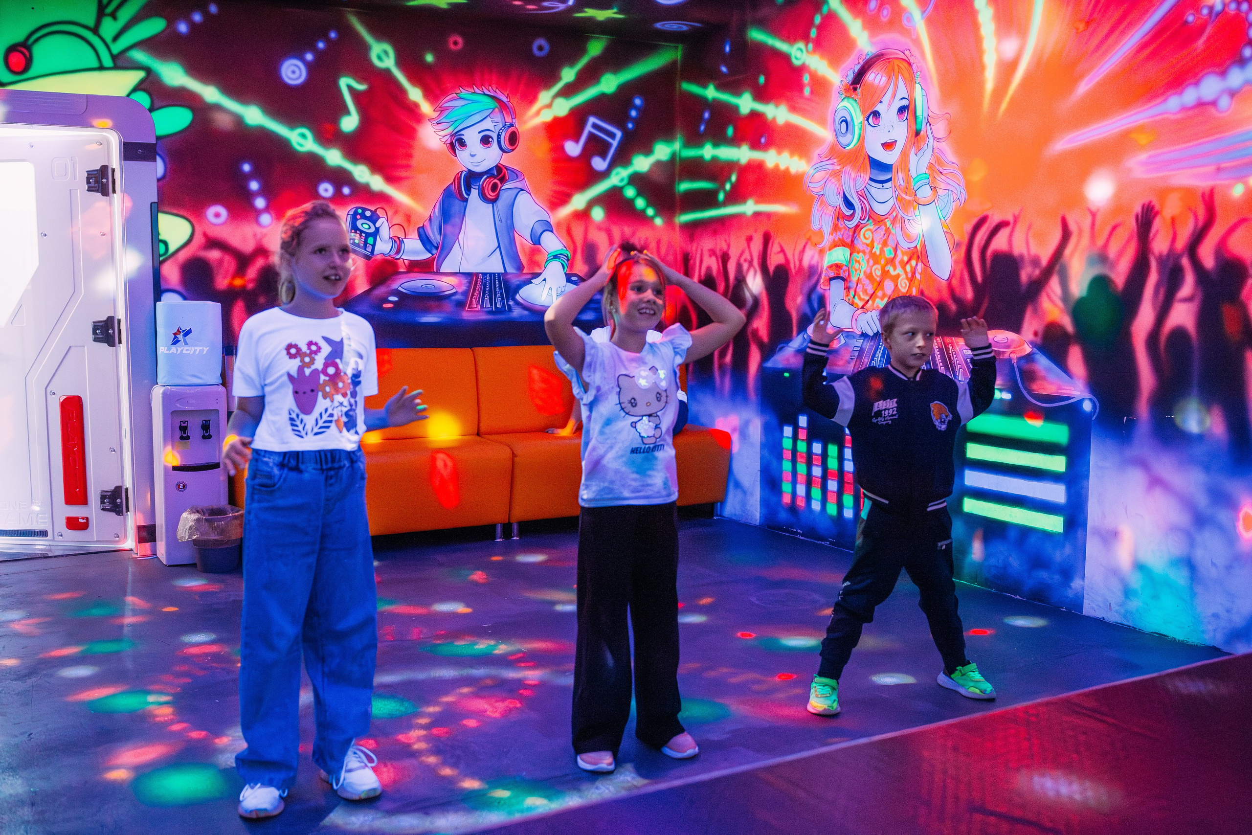 День рождения (PlayCity). Семейный фотограф в Волгограде Надежда Головко