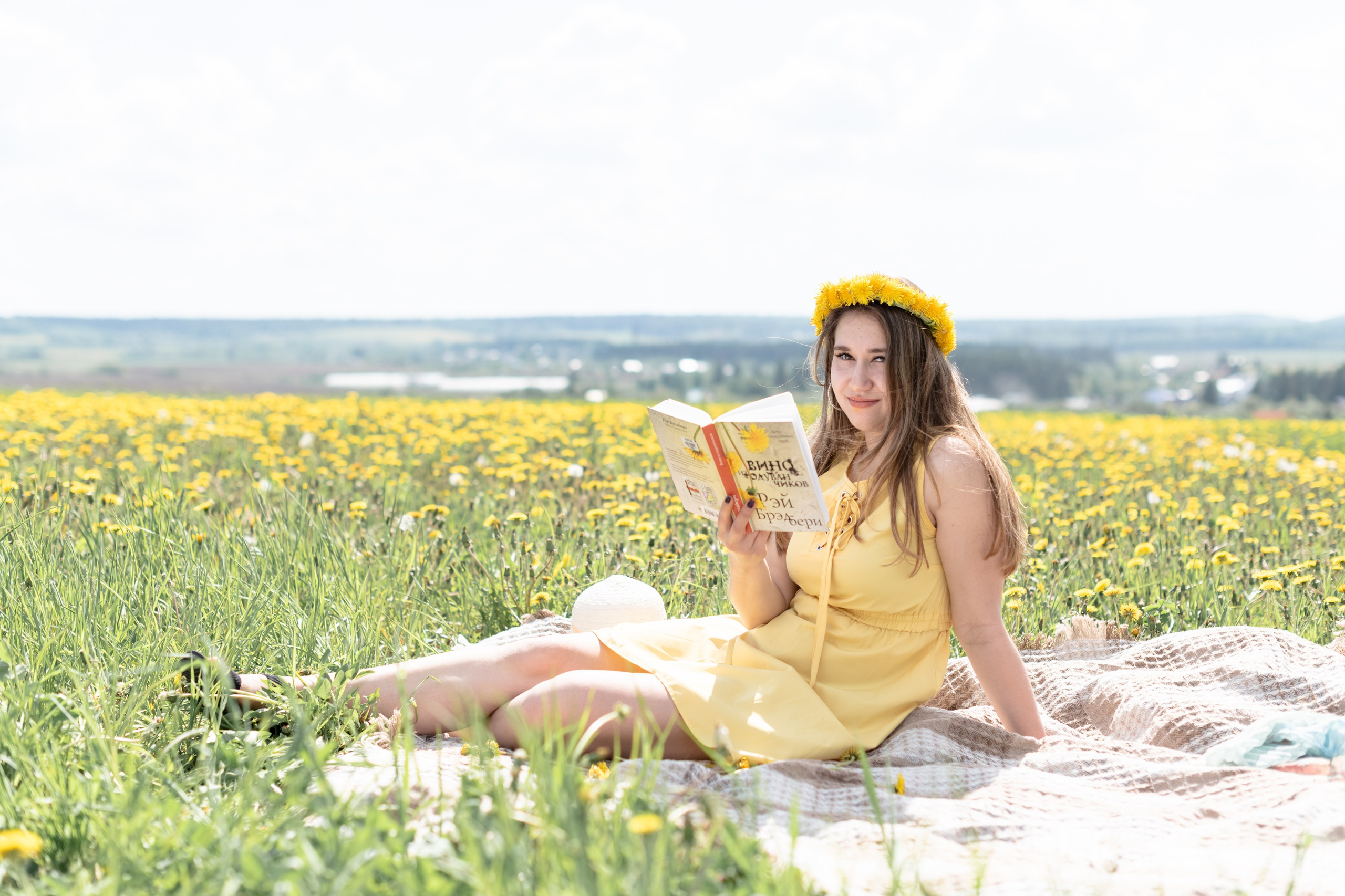 Девушка в одуванчиках. Григорий Карпов, портретный фотограф в городе Перми