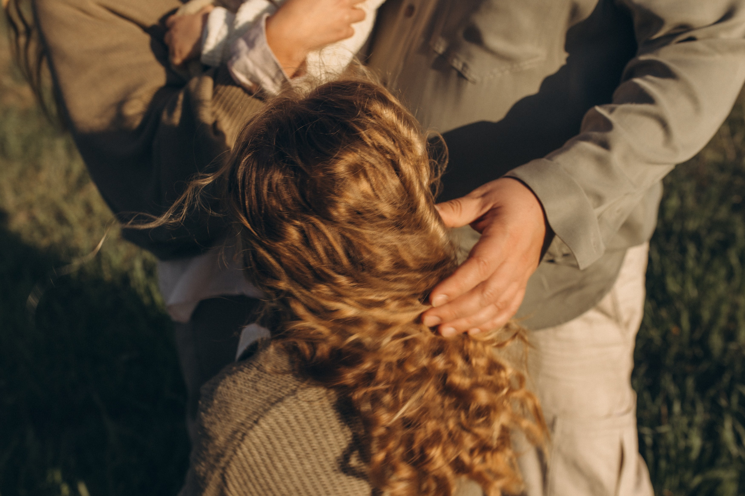 A warm afternoon in the field, just us and the time to be together. Katerina Nord | Wedding and Couple Photographer in Germany and Europe