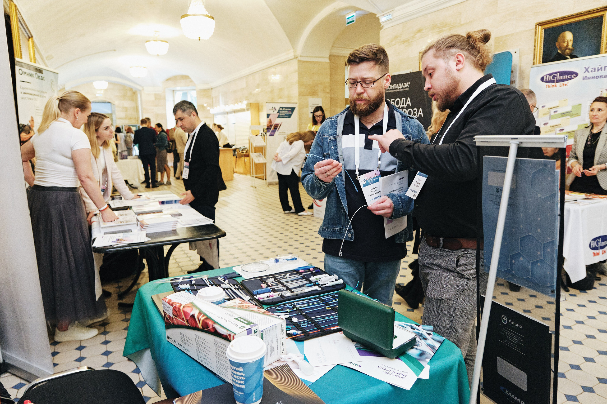 Репортажная фотосъемка Невского урологического форума в Санкт-Петербурге. Семейные и свадебные фотосессии в СПб, в студии, на улице, на природе