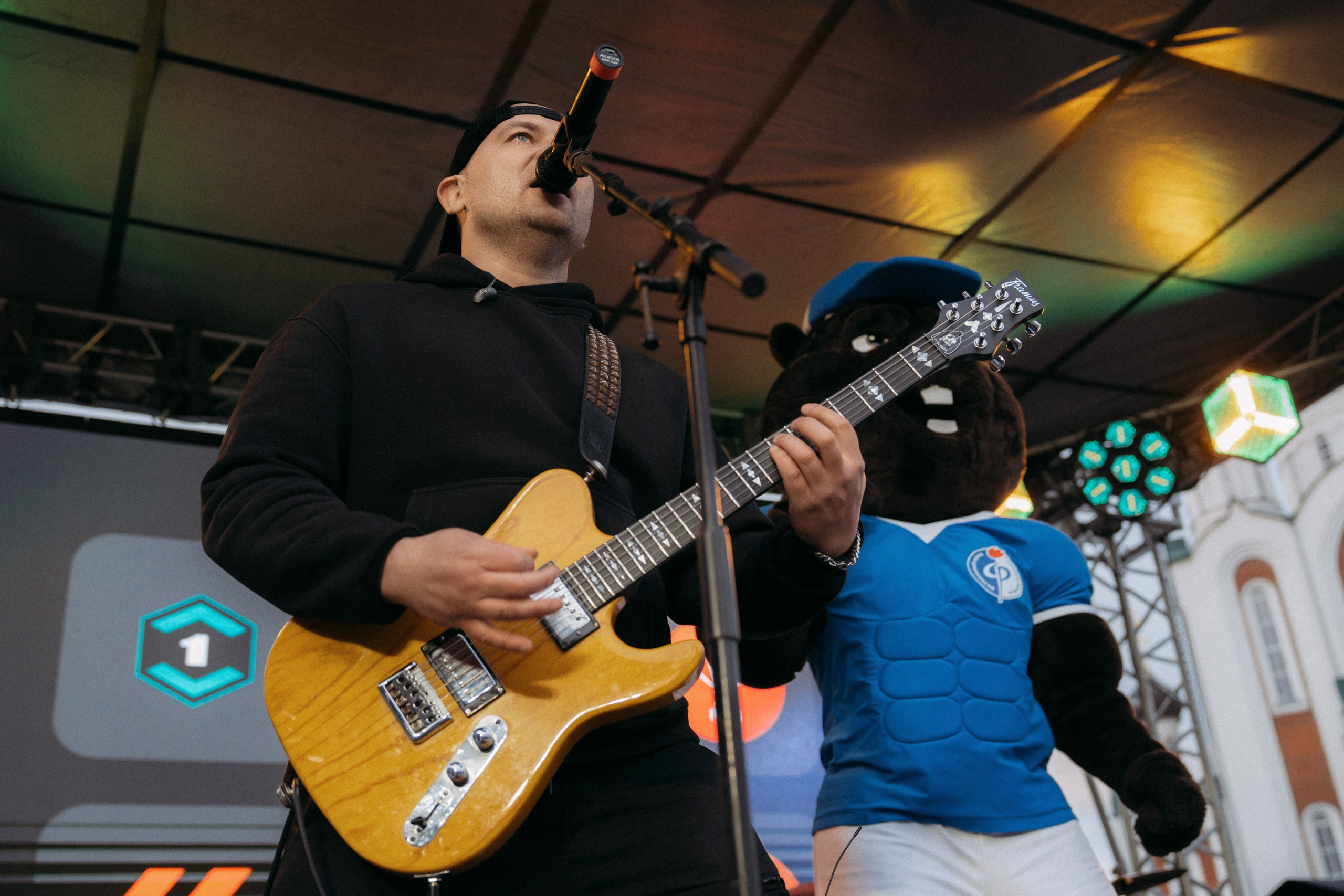 Репортажная фотосъемка фан-фестиваля. Свадебный и репортажный фотограф в Воронеже Роман Янко