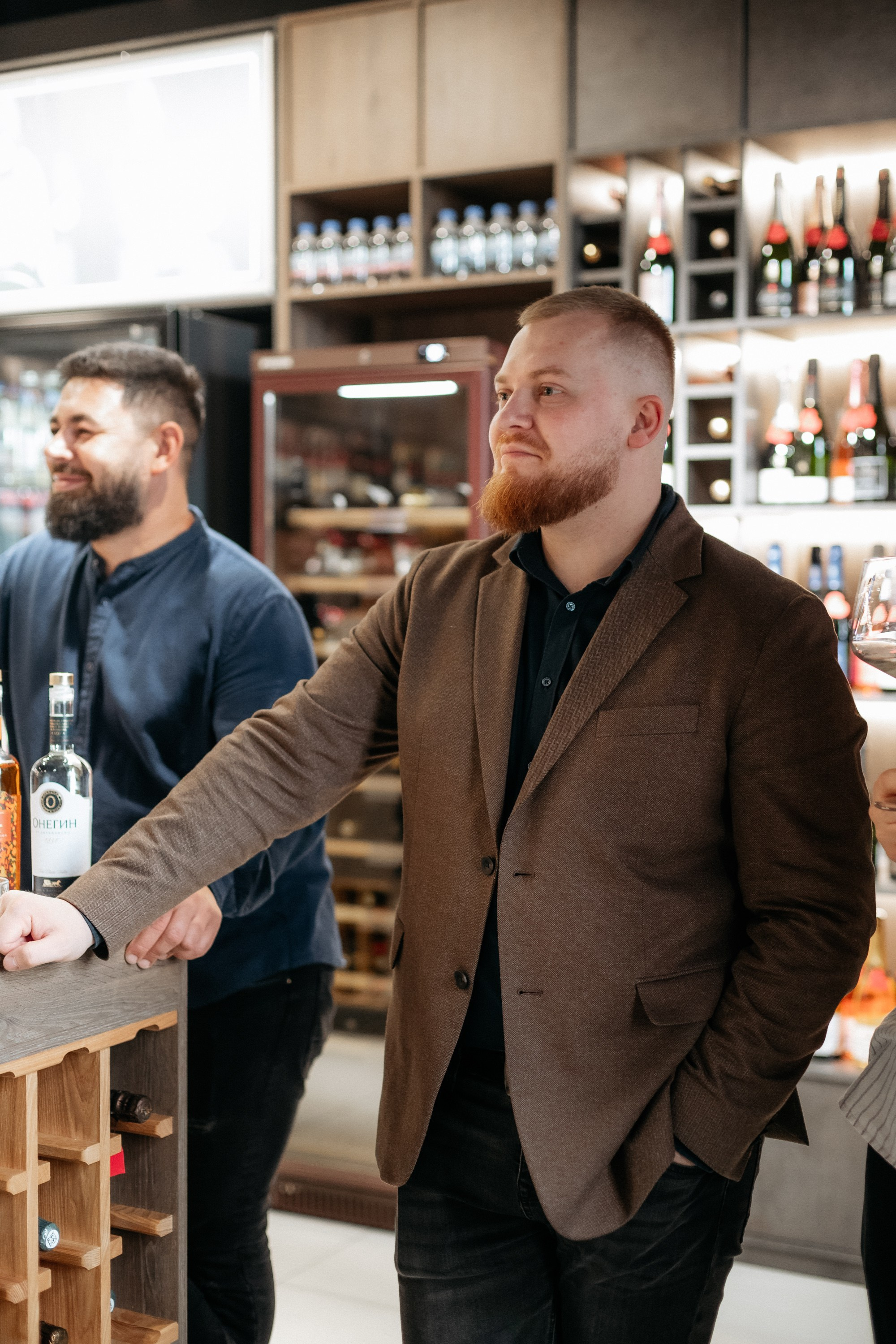 BY SIMPLE ВИНОТЕКА — ОТКРЫТИЕ. СВОИ. ФОТООТЧЕТЫ-СОБЫТИЯ-МЕСТА