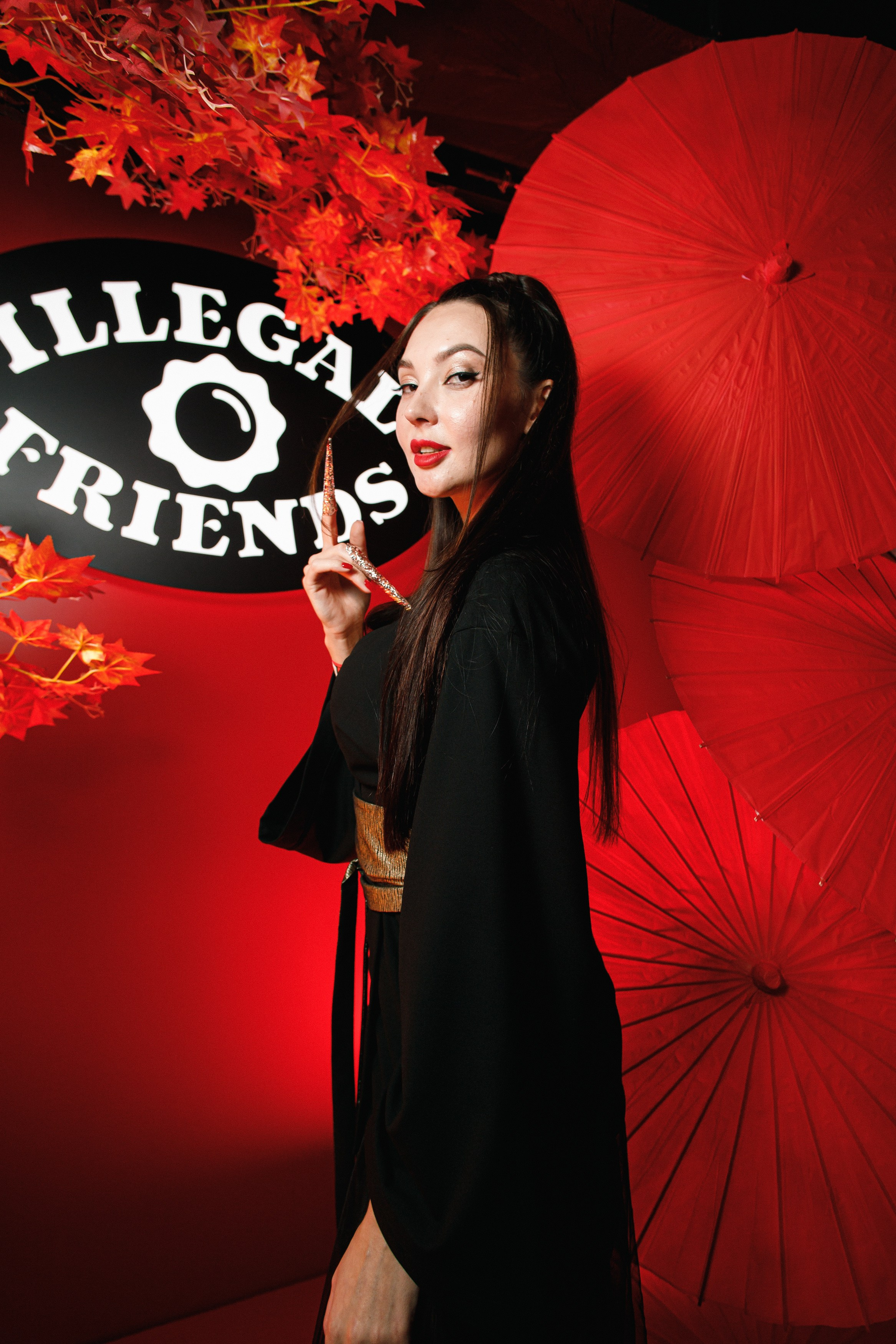 ILLEGAL FRIENDS | ASIA. СВОИ. ФОТООТЧЕТЫ-СОБЫТИЯ-МЕСТА