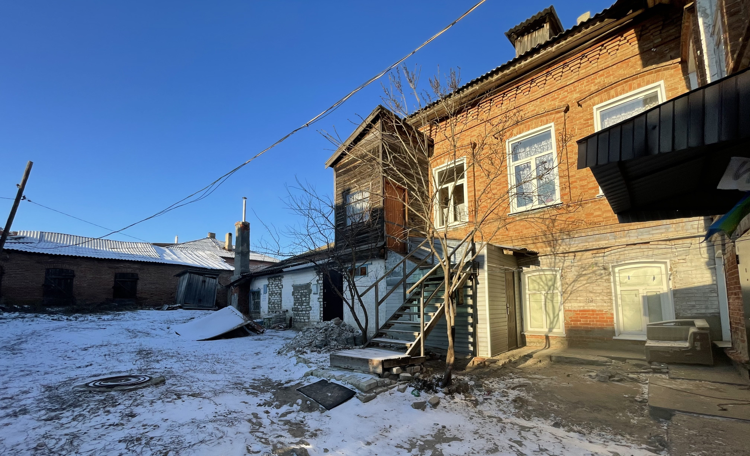 20 051 Старый двор. ВИЗУАЛЬНЫЕ И ЗВУКОВЫЕ РЕШЕНИЯ ДЛЯ БИЗНЕСА И СЪЁМОК ТЕЛЕТЕЛА