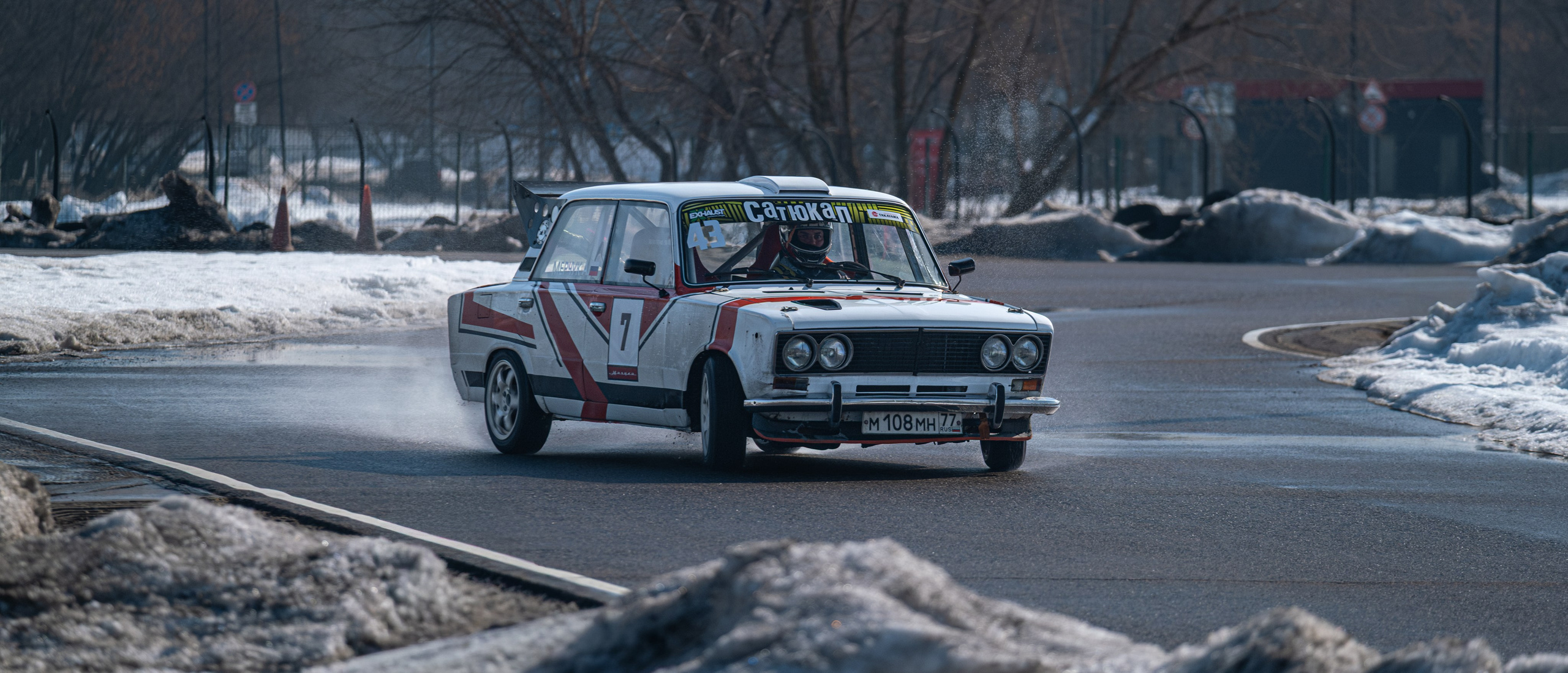 Спортивная автомобильная съемка. Malenkyia