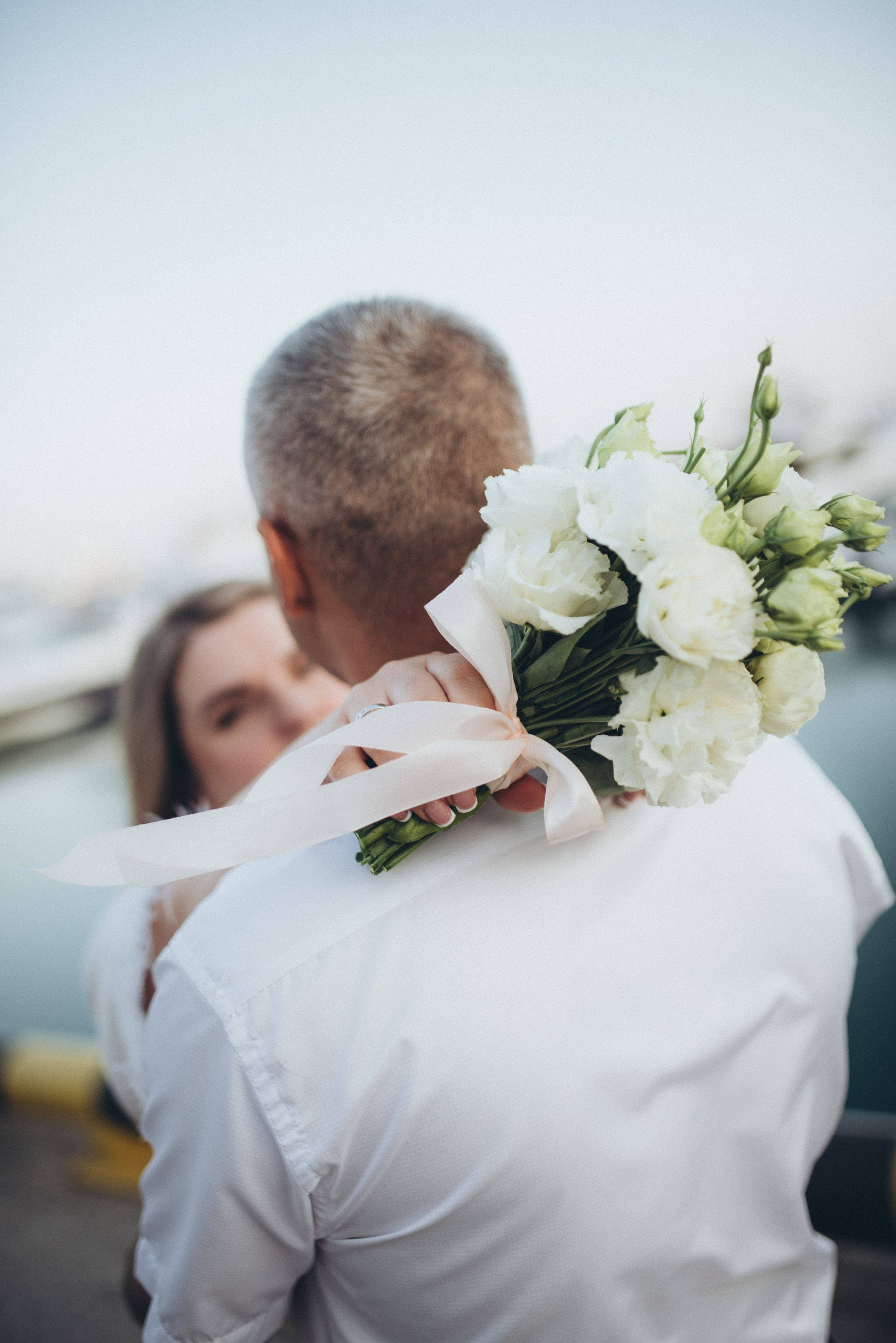 Свадебная фотосессия в морском порту Сочи на рассвете. Фотограф в Сочи — Маргарита Поганова
