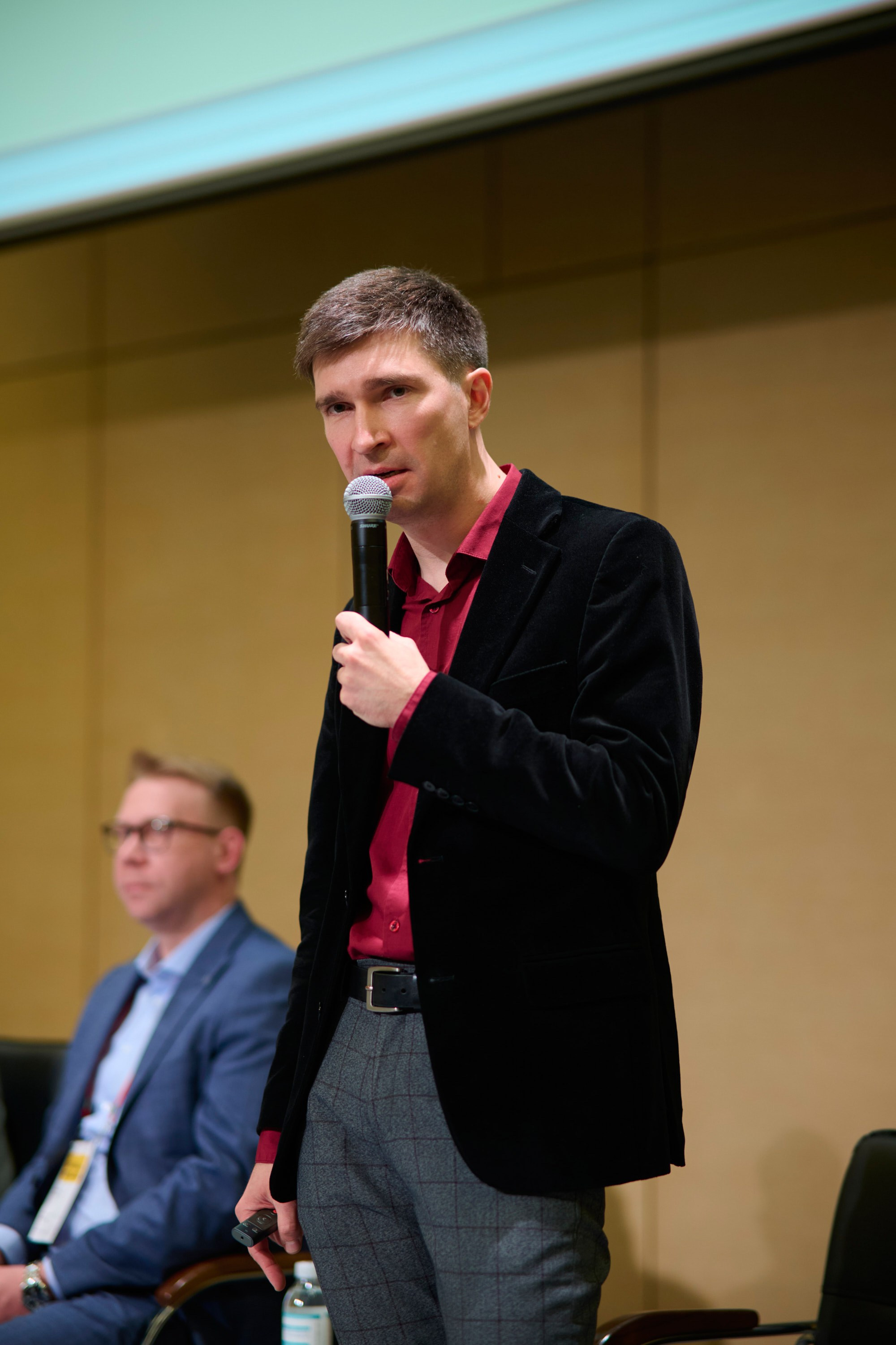 Upgrade Retail Весна 2025. Репортажный фотограф в Москве и Санкт-Петербурге — Профессиональная съёмка мероприятий | Данила Золкин