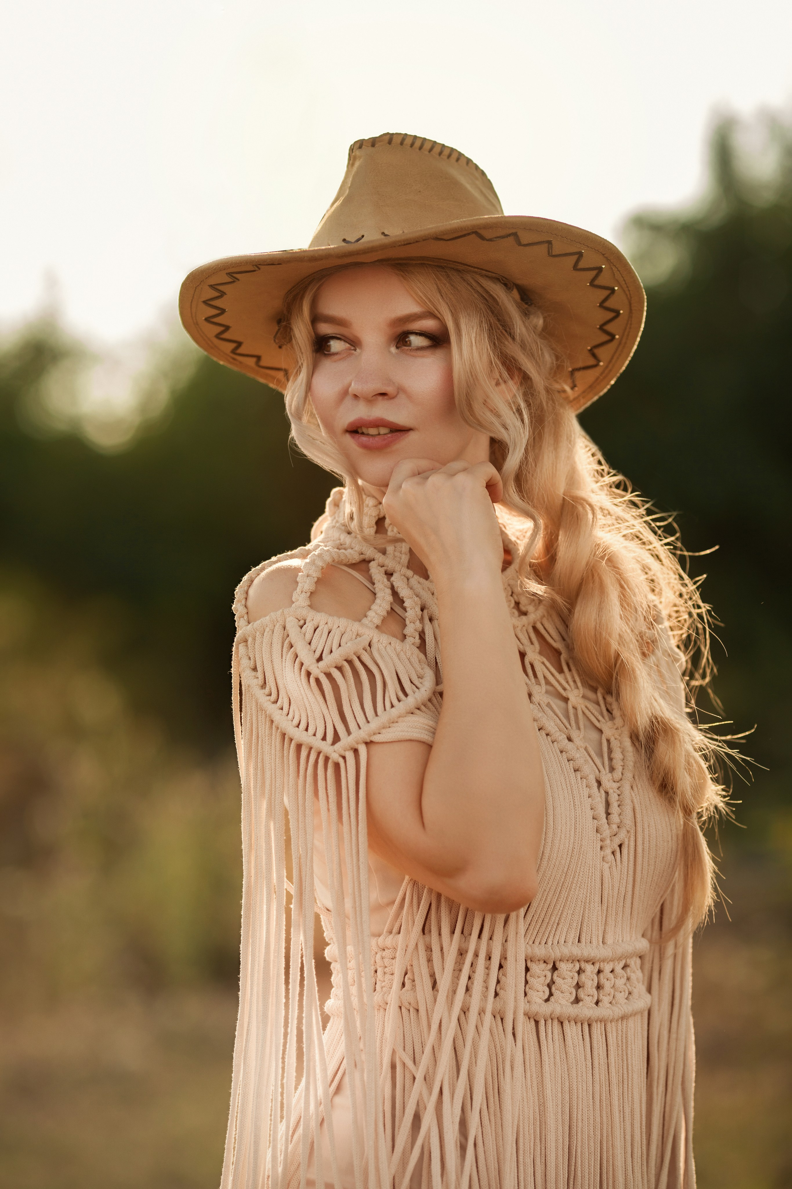 Фотосессия с лошадью на конюшне. Фотограф Ставрополь Пятигорск Елизавета Дарина