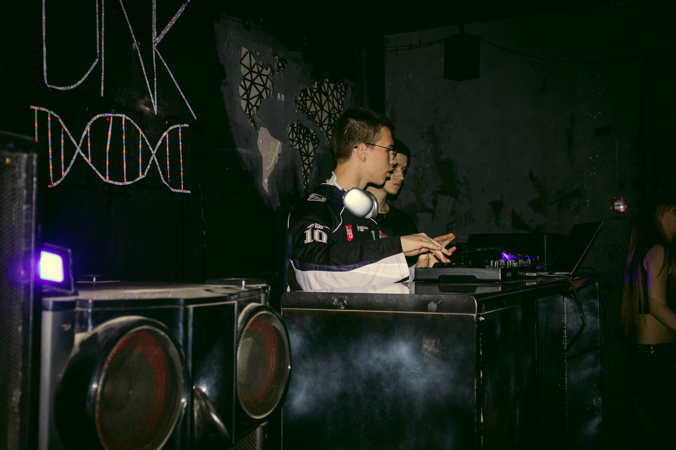 MOSHPIT. Фотограф и видеограф в Бугульме Аня Трутнева