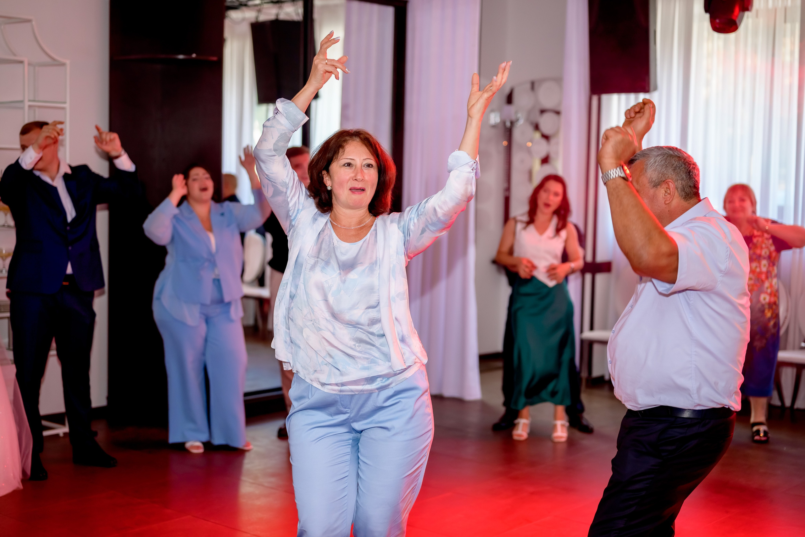 Банкетная часть (1). Юлия Басня семейный и свадебный фотограф в Донецке