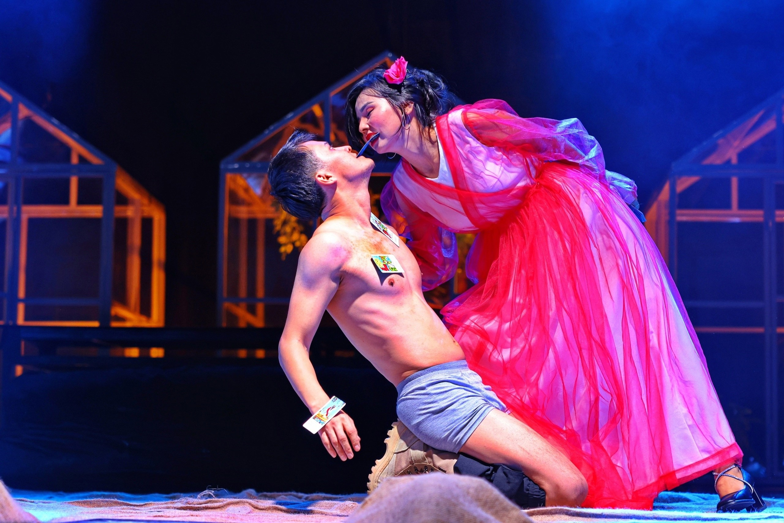 Макондо по мотивам романа Г. Маркеса «Сто лет одиночества». Режиссёр Даниил Филиппович