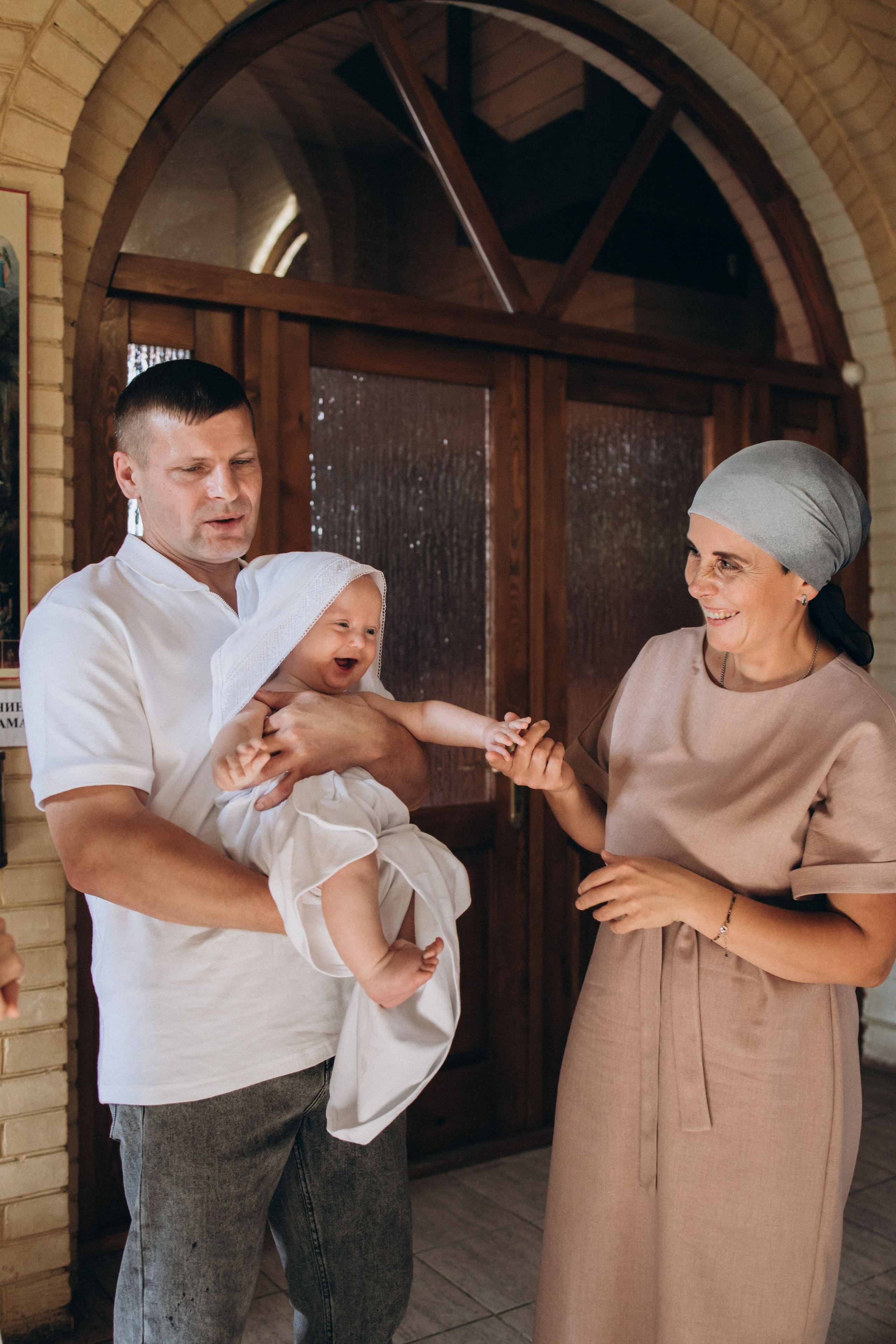 Таинство Крещения Антона в Церкви Архангела Михаила. Детский и семейный фотограф в Пушкино, Мытищи, Москва Сергеева Светлана