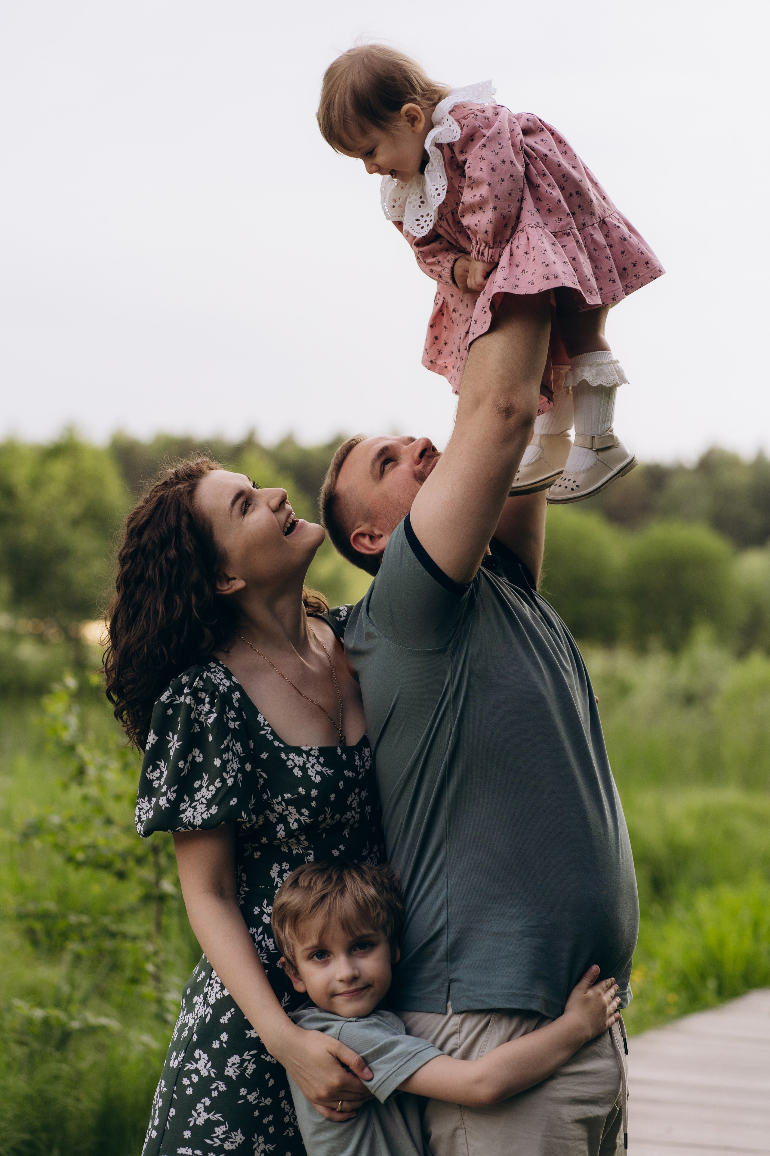 Семейная фотосессия в студии в Москве, семейный фотограф Анна Полушина. Свадебный фотограф в Москве Анна Полушина