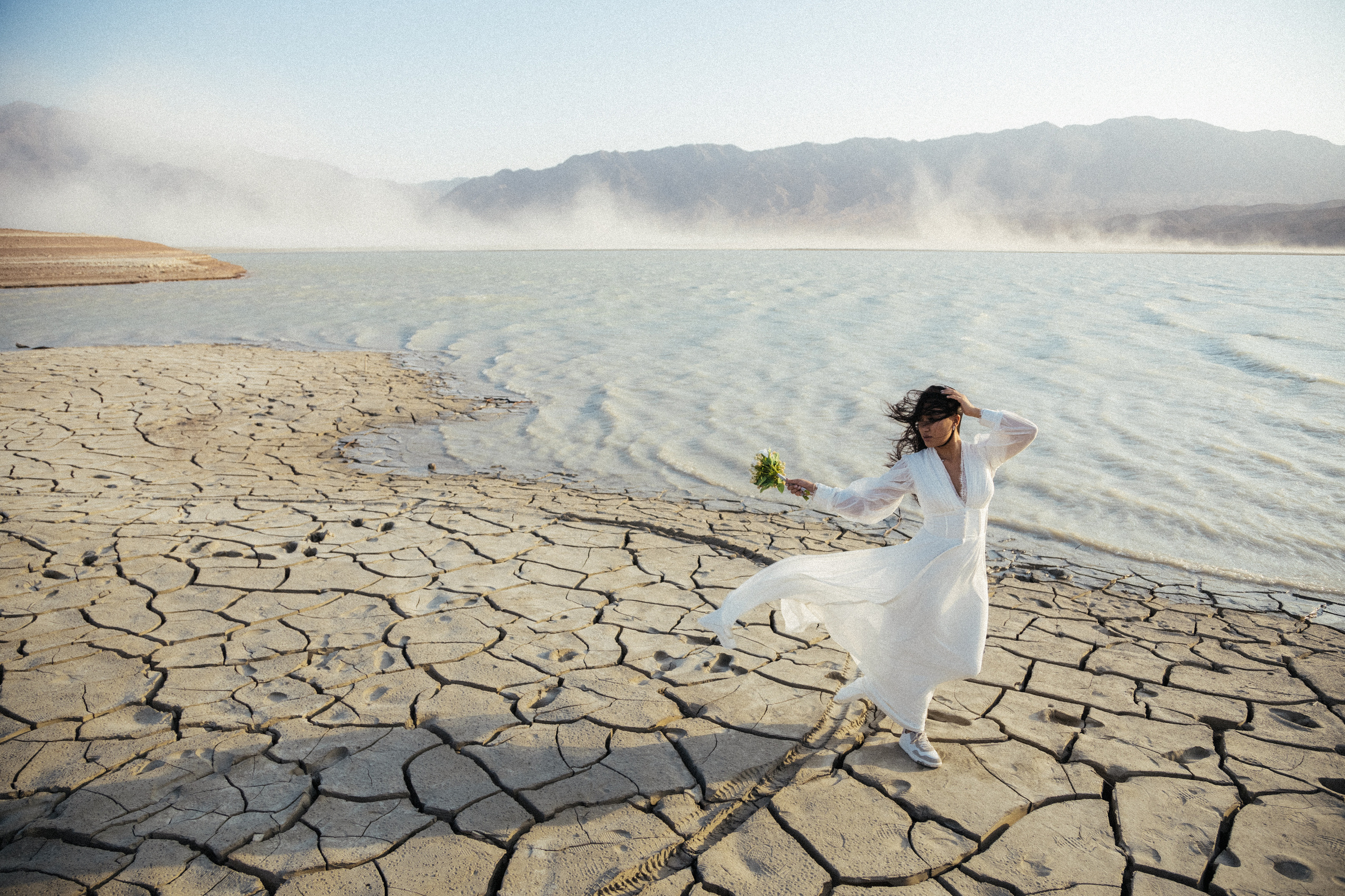 Сухие земли. Диас и Камила