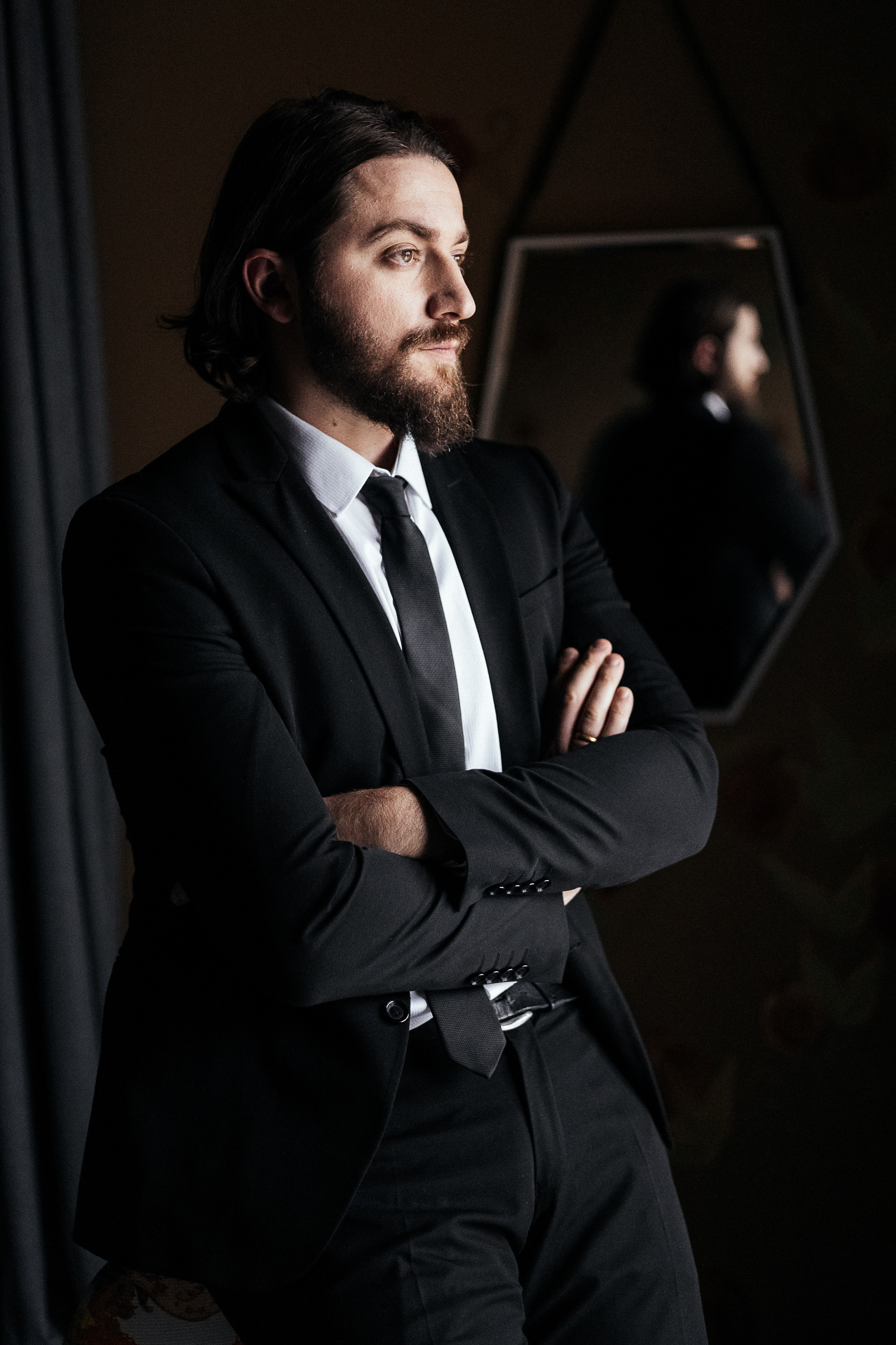 Съемка в номере отеля и последующий выезд в город