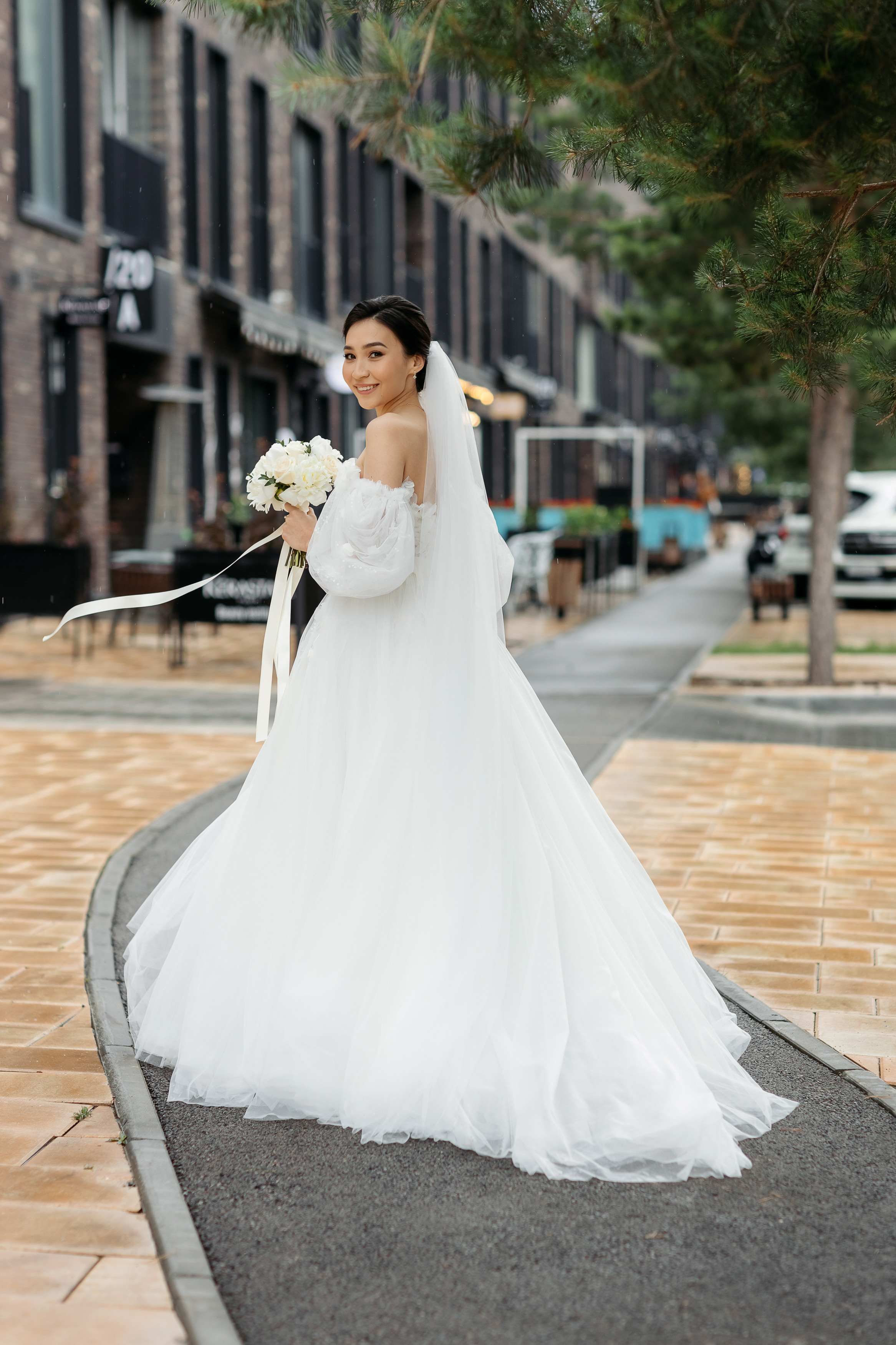 Даурен и Мадина