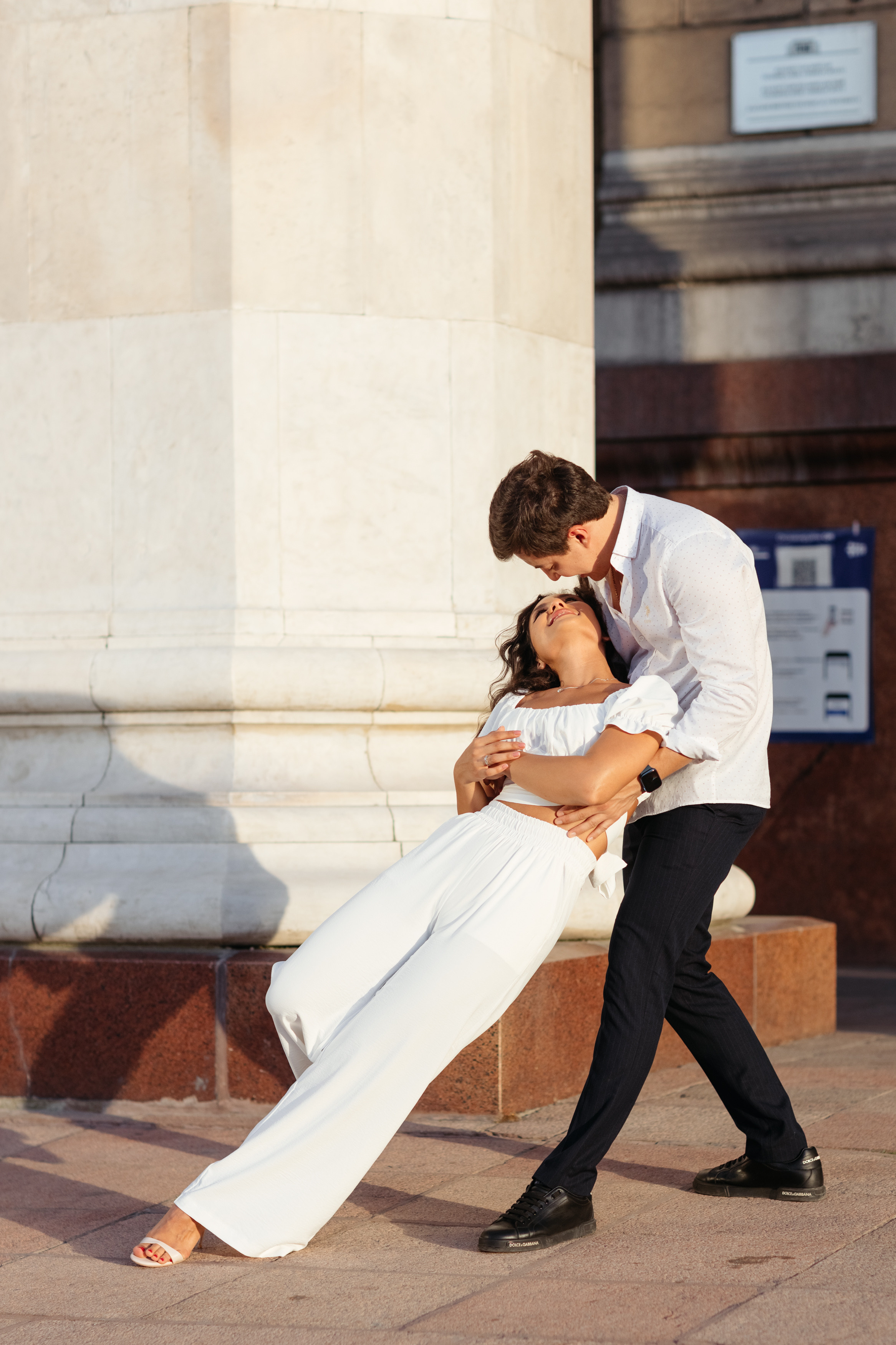 Old Square. Расул и Элина