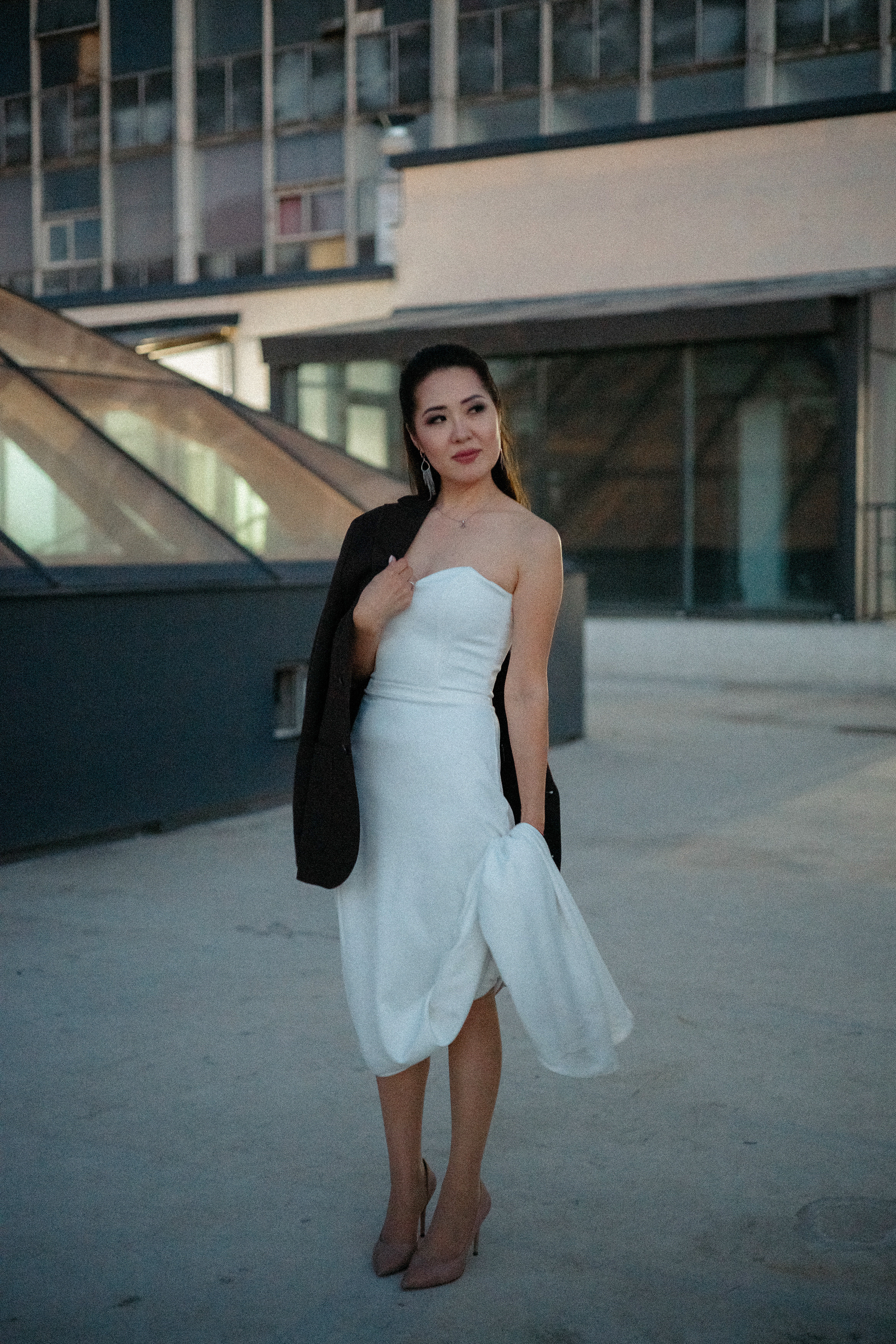 Побег на крышу. Досхан и Жанна