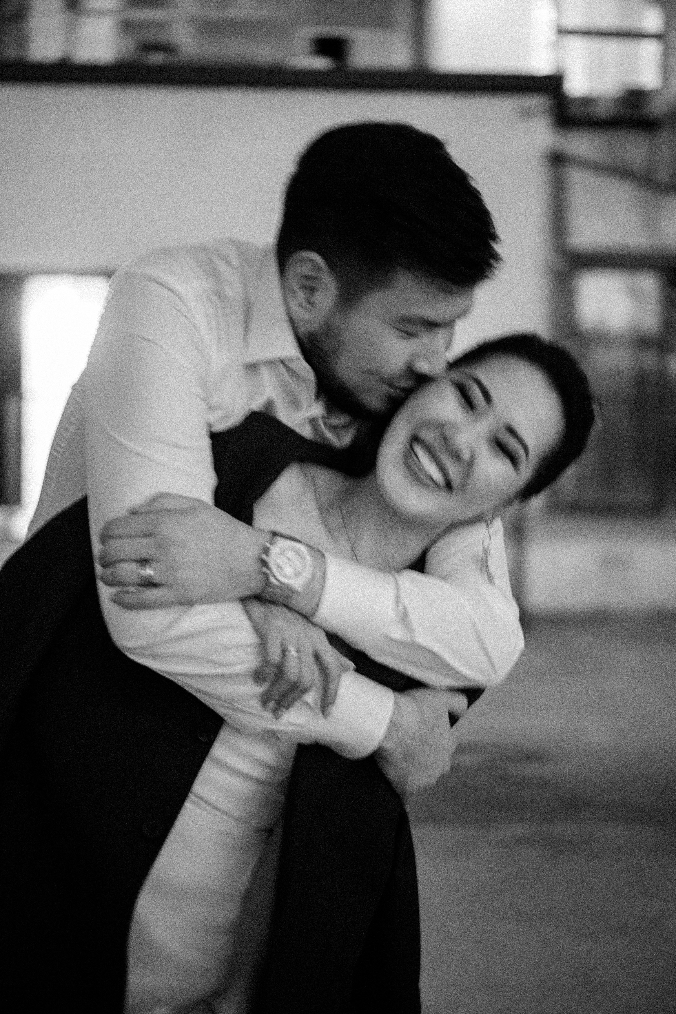 Побег на крышу. Досхан и Жанна