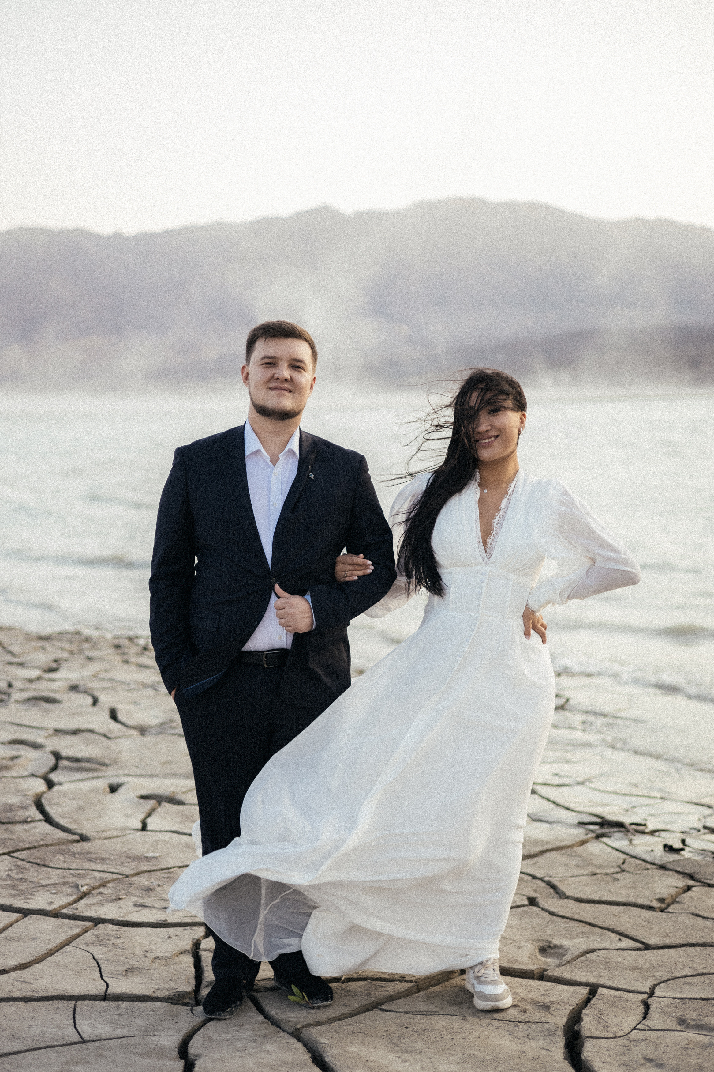 Сухие земли. Диас и Камила