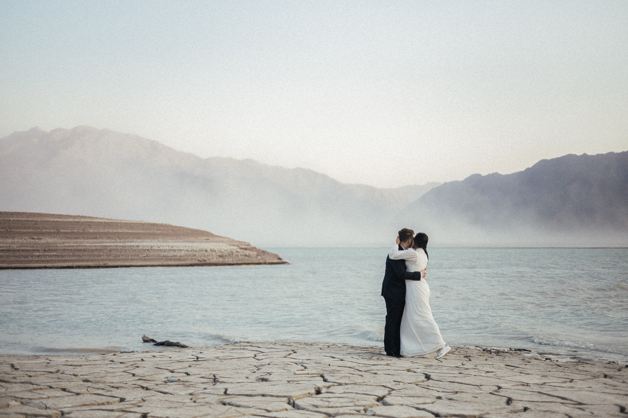 Сухие земли. Диас и Камила