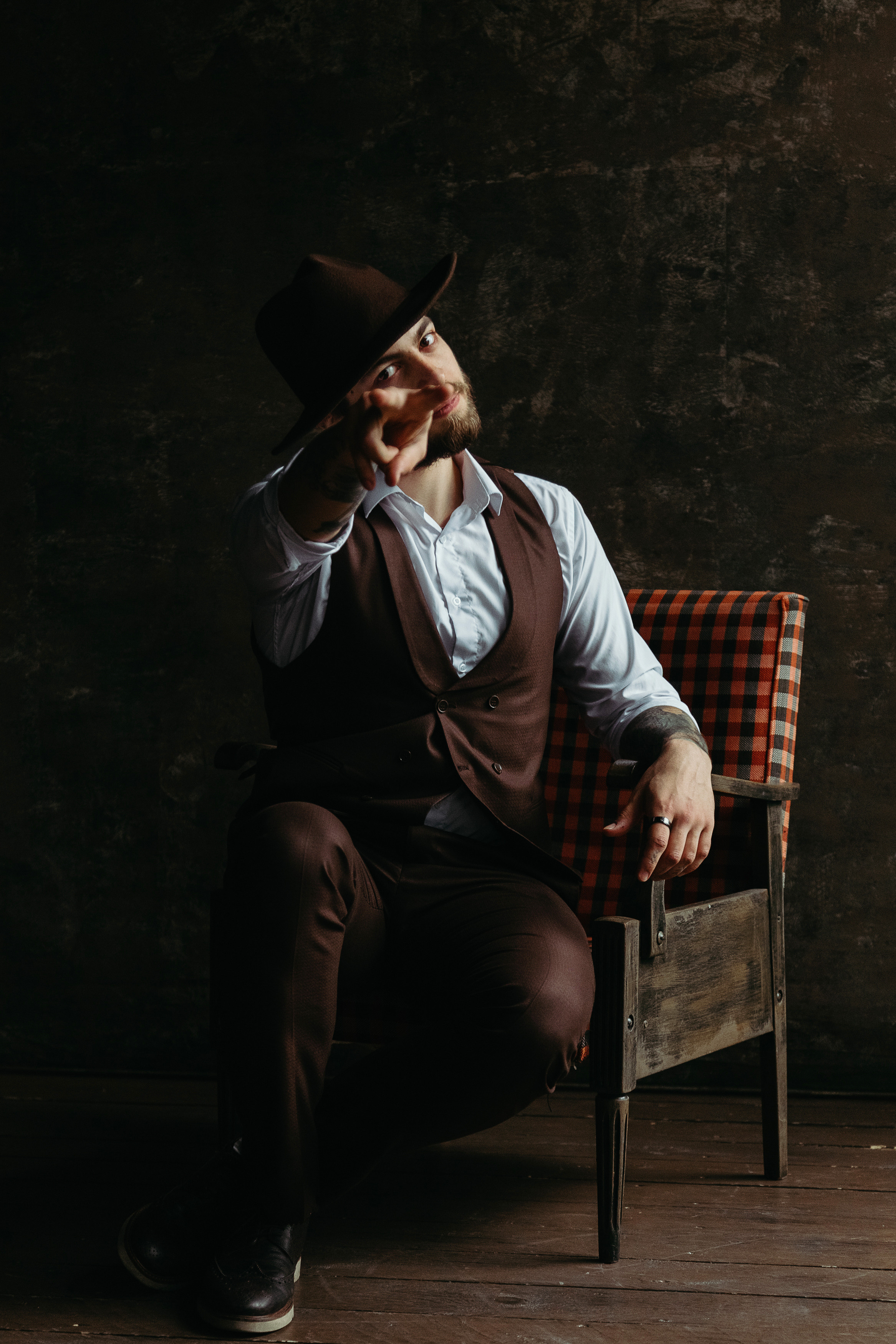 2021. Студийная съемка с Димой, а он на стиле…