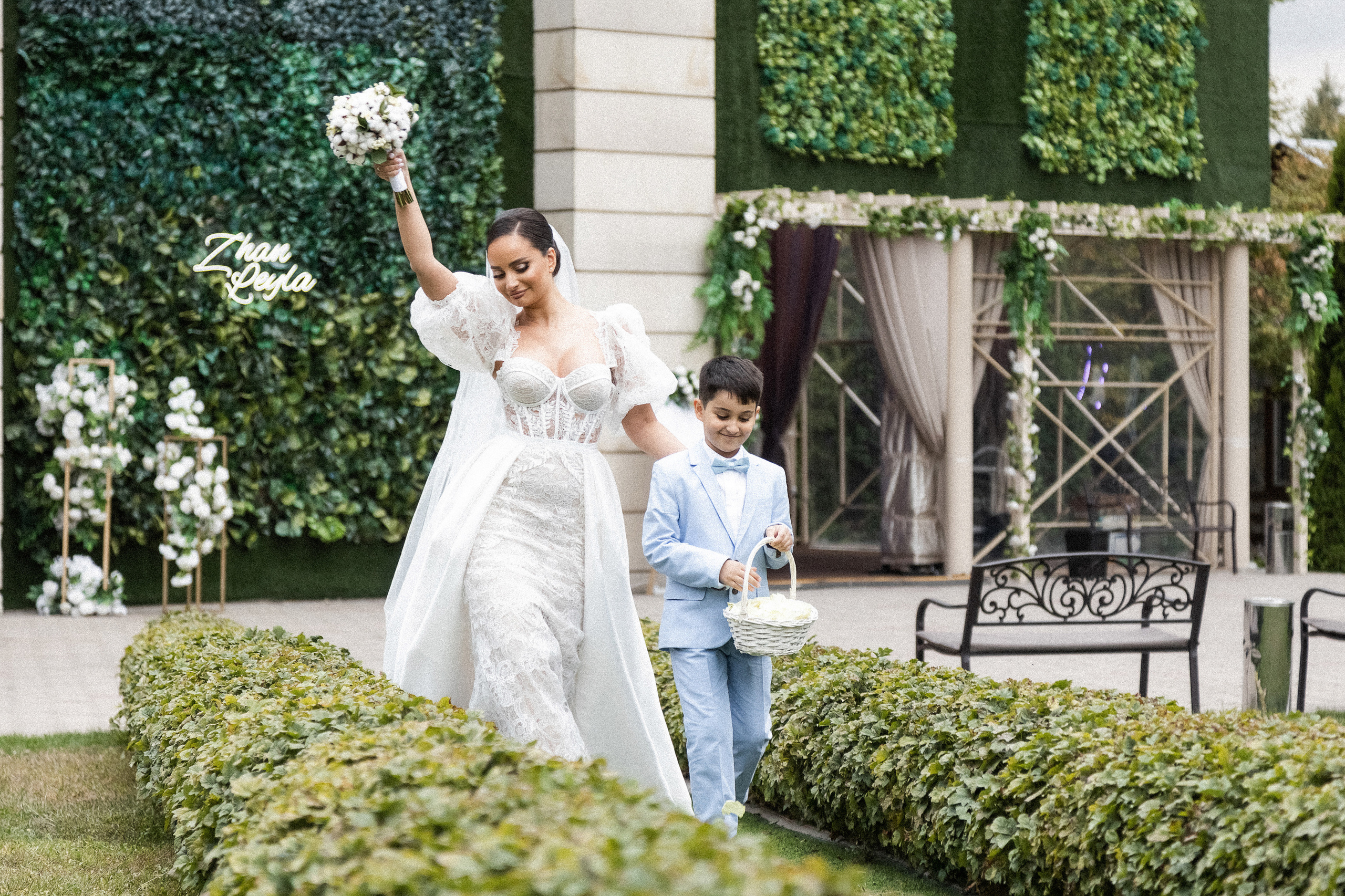 Жан и Лейла