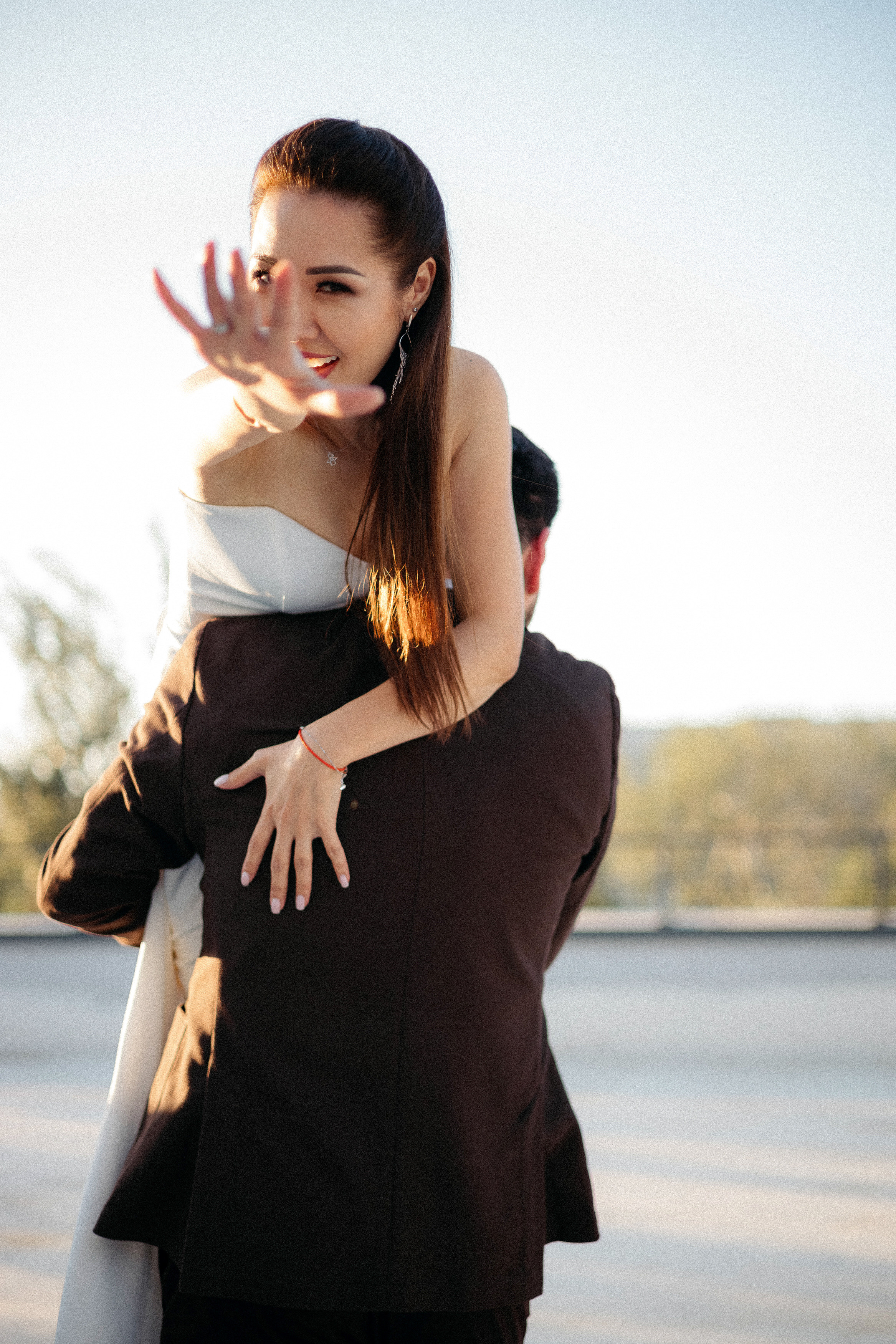 Побег на крышу. Досхан и Жанна