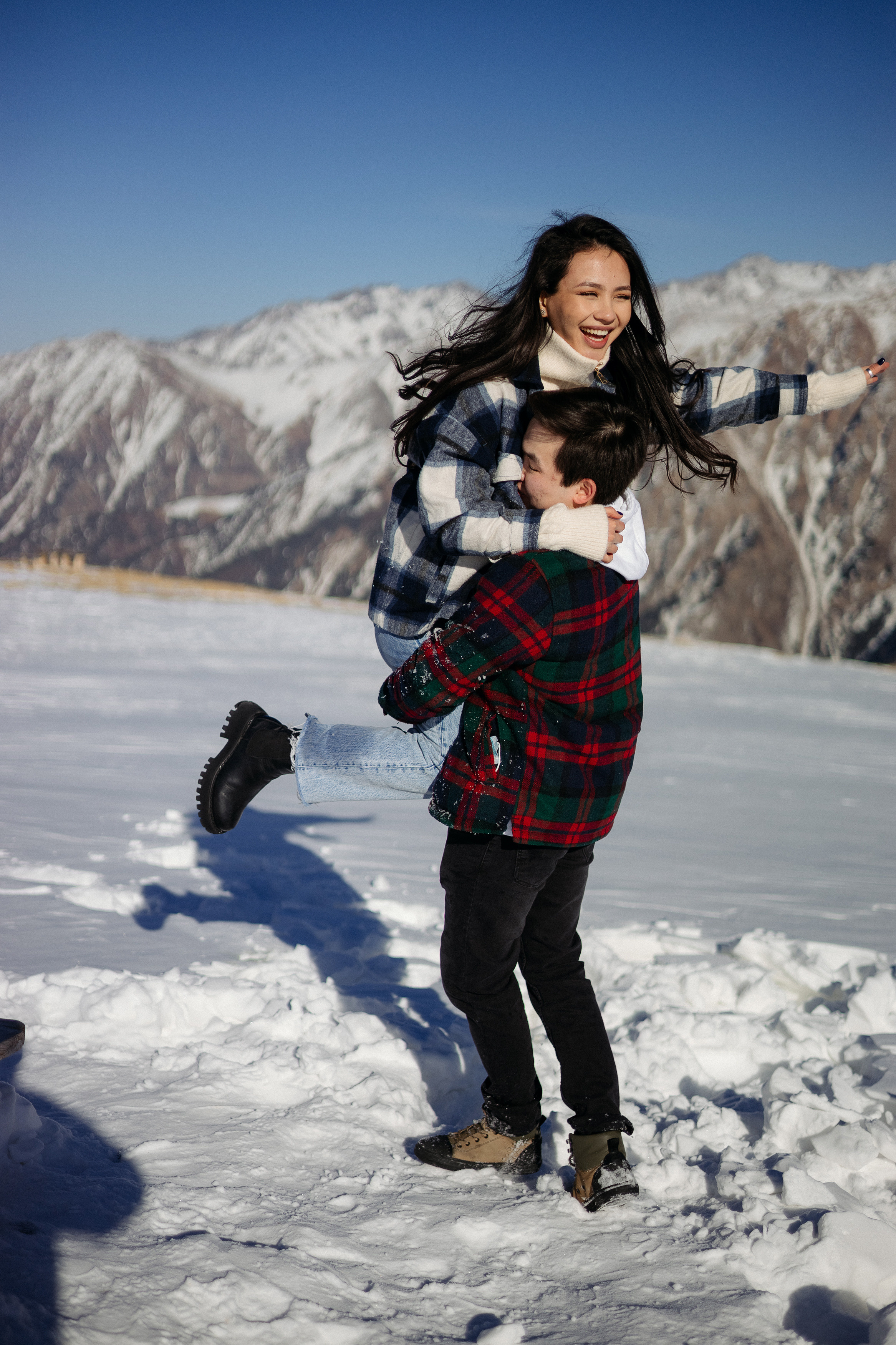 3200. Батырхан и Асель