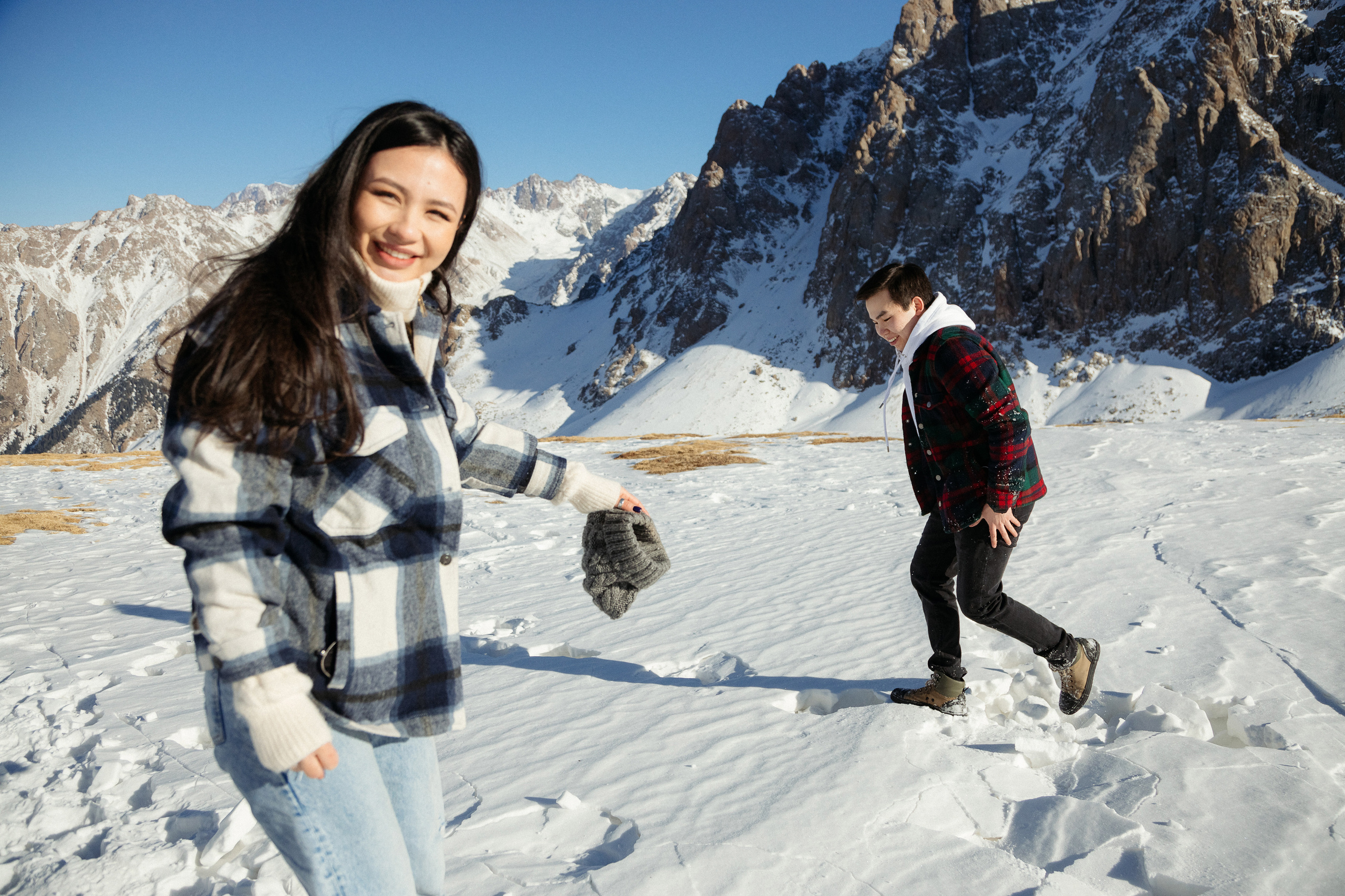 3200. Батырхан и Асель