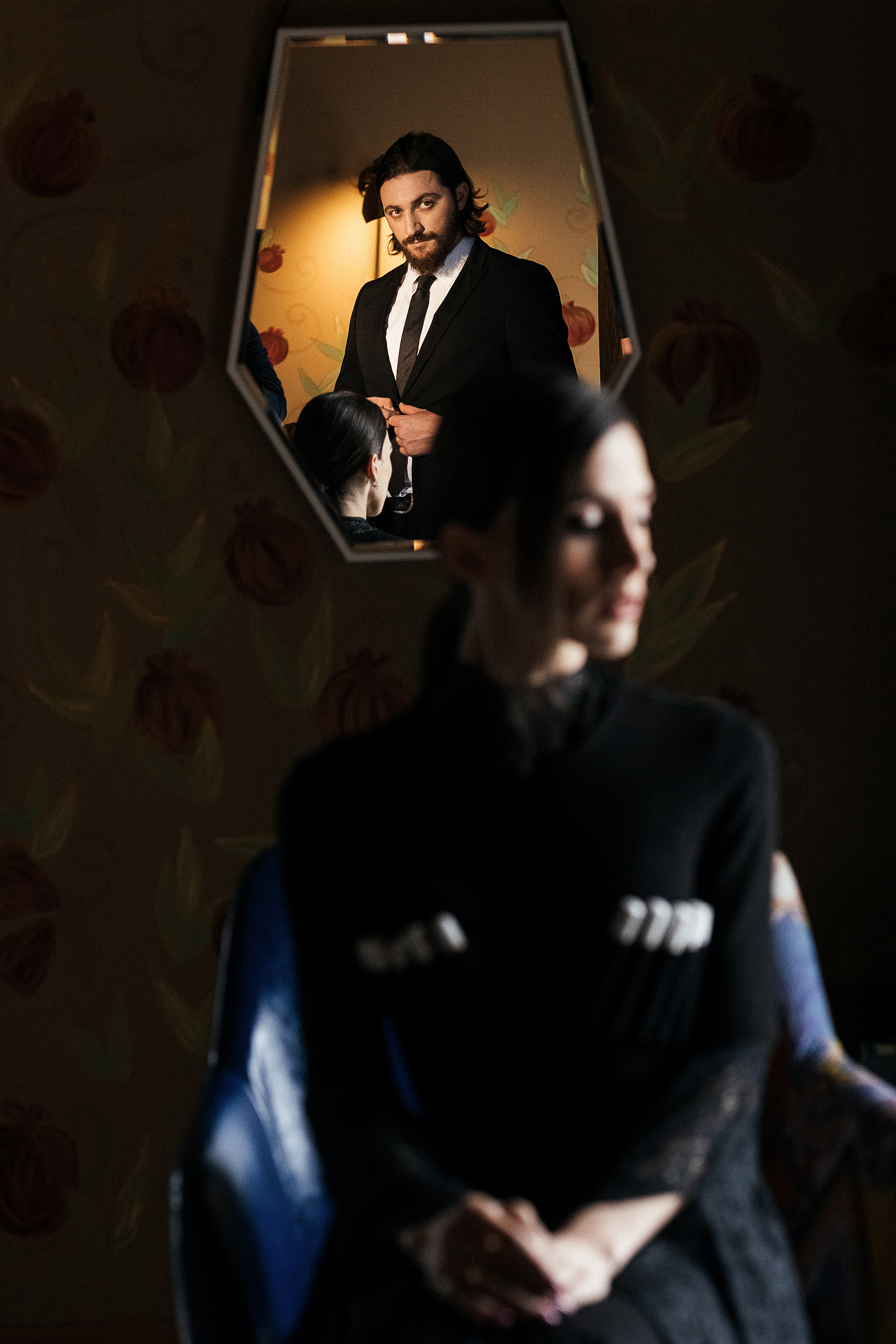 Съемка в номере отеля и последующий выезд в город