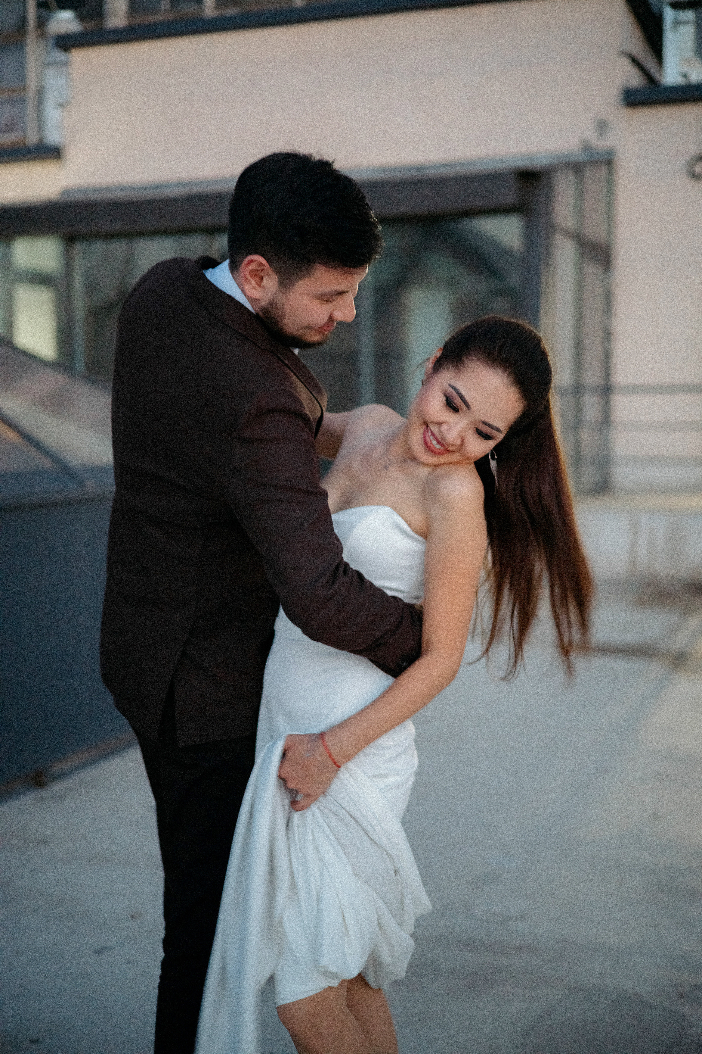 Побег на крышу. Досхан и Жанна