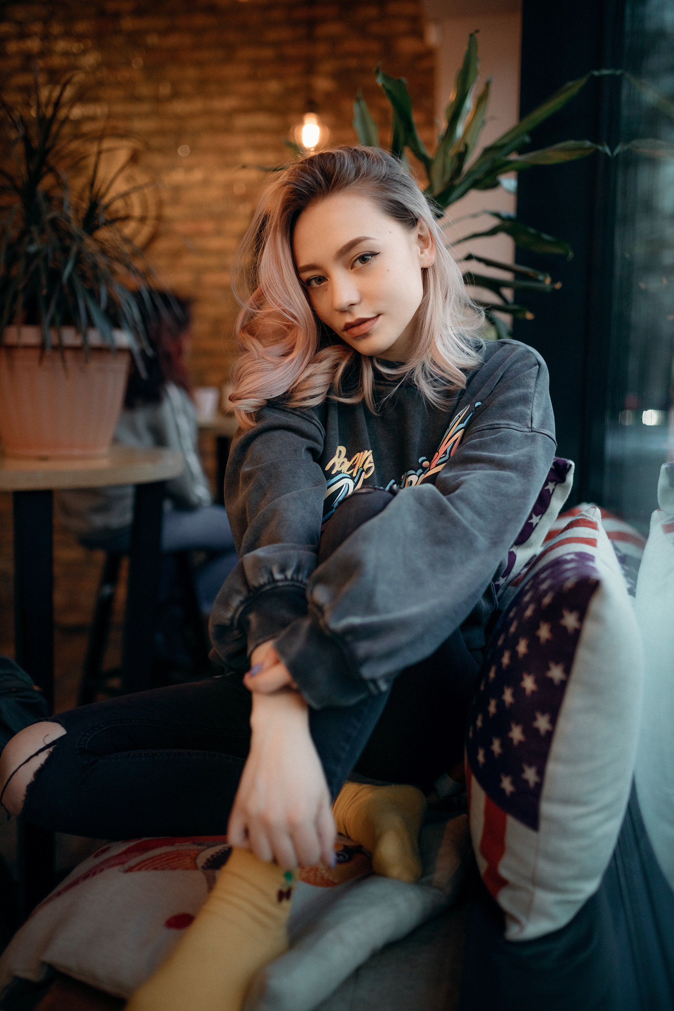 За окном. Яна