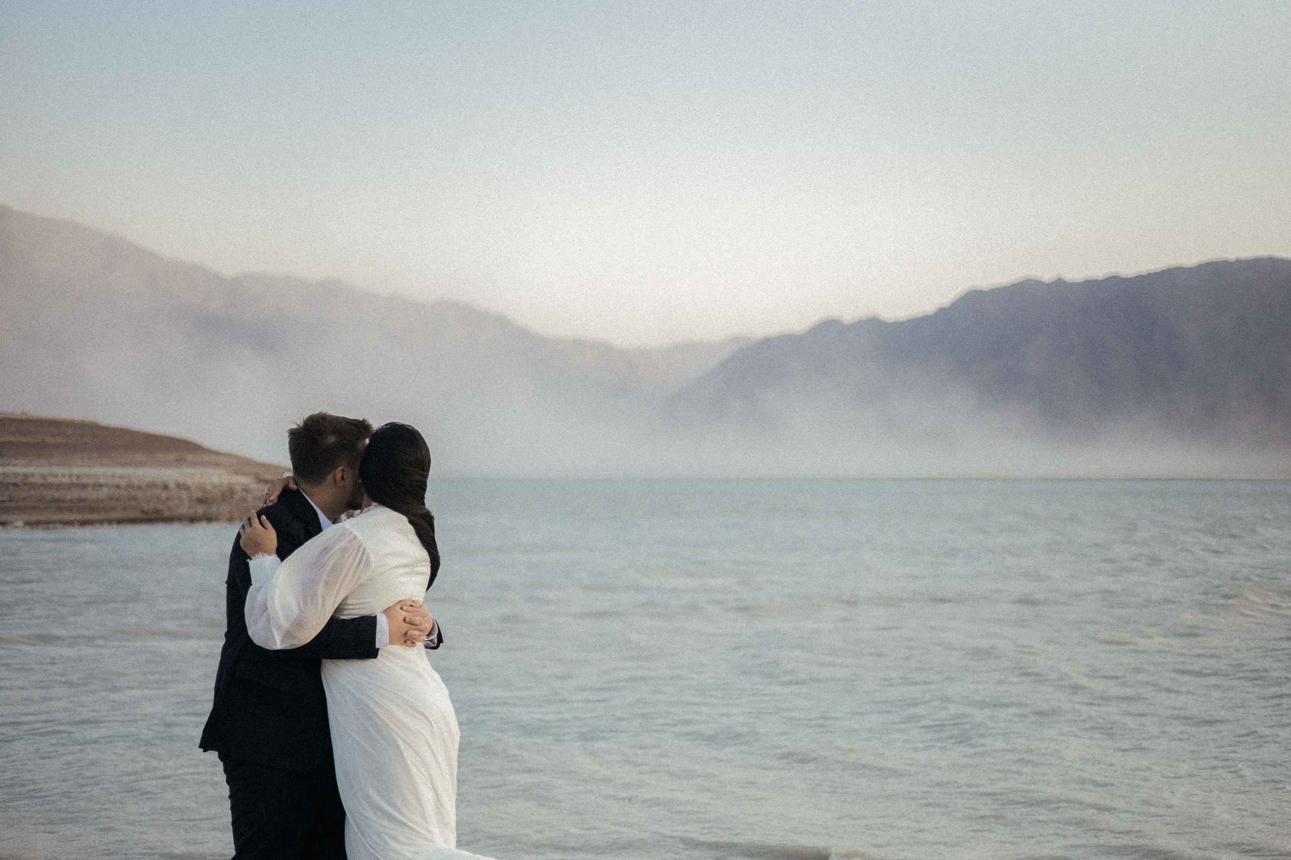 Сухие земли. Диас и Камила