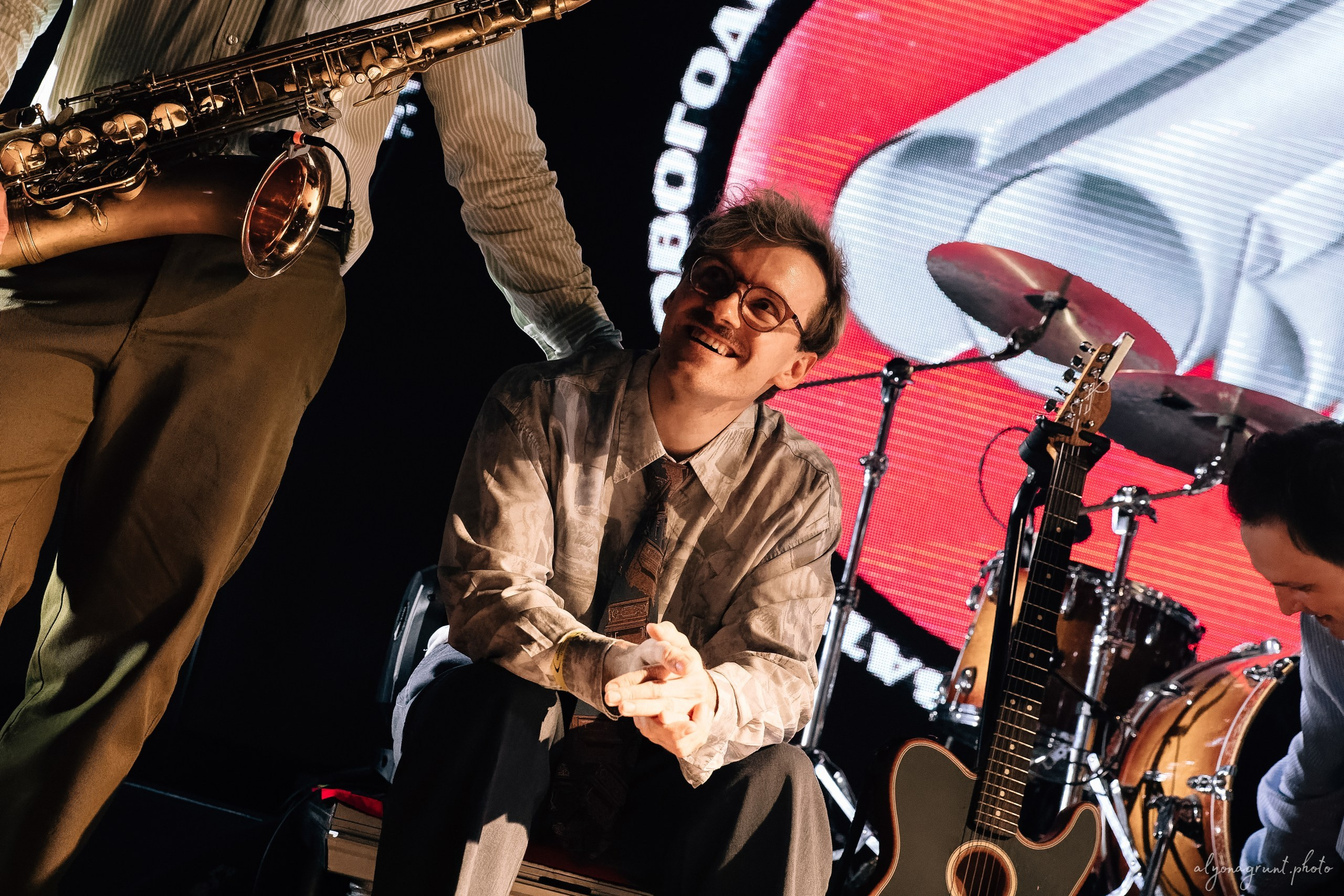 Сова, фоторепортаж, СПб, Космонавт, 18.12.2025. Алена Адрианова: фотограф в Санкт-Петербурге