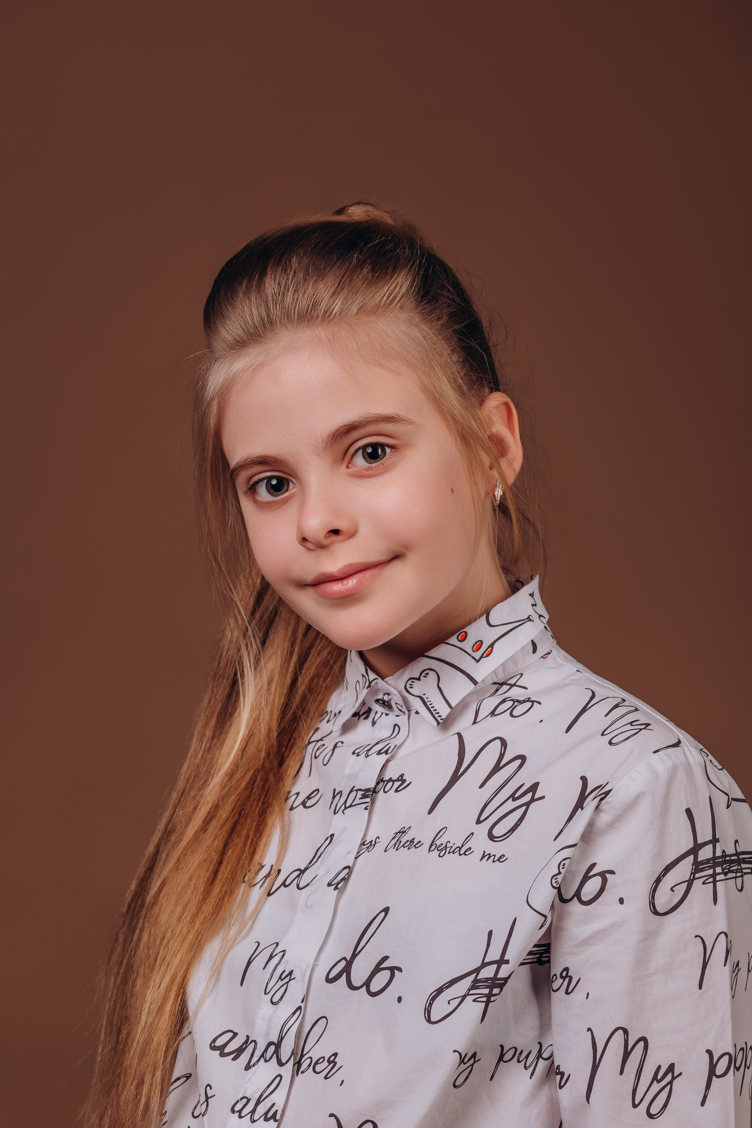 Студийная съемка для мамы и дочери. Фотограф Новокубанск Армавир Федосеева Алина