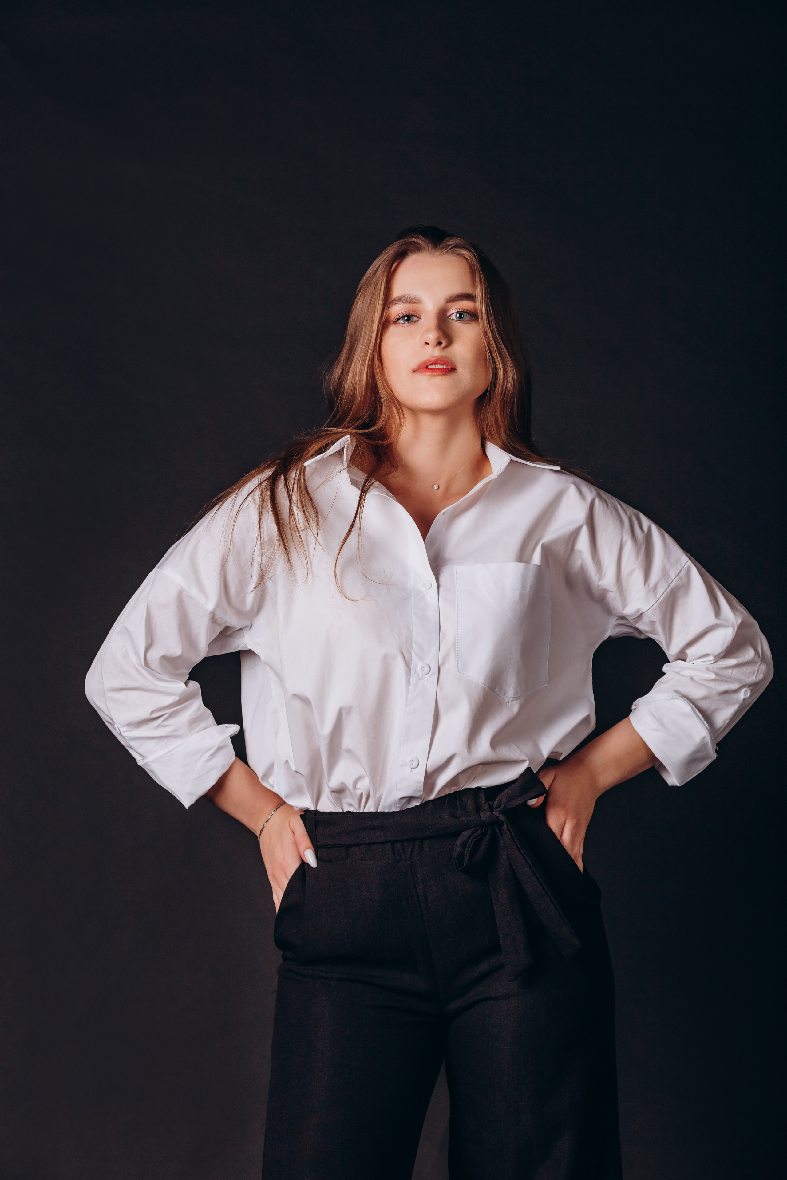 Студийный женский портрет. Фотограф Новокубанск Армавир Федосеева Алина