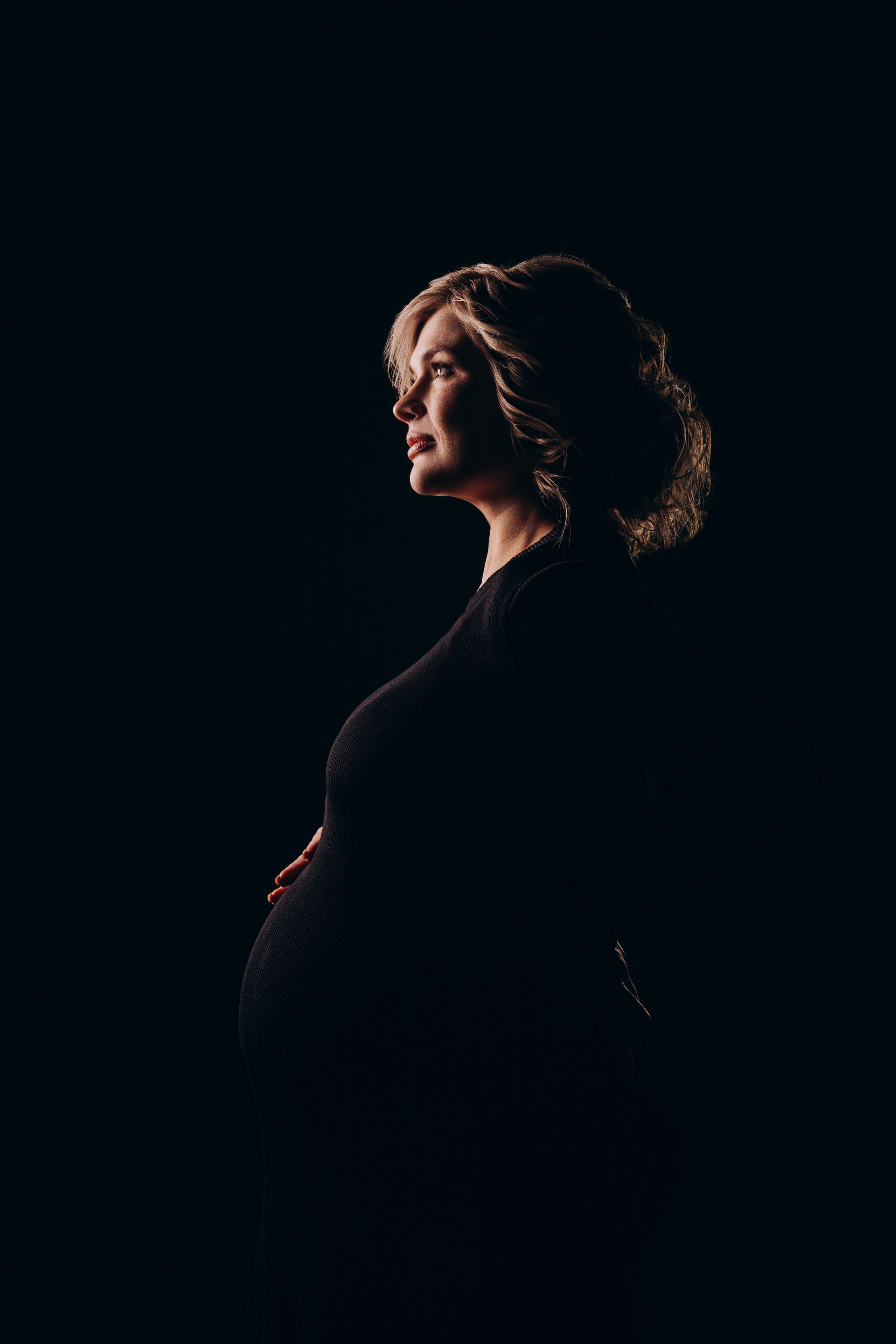 Студийная съемка беременности. Фотограф Новокубанск Армавир Федосеева Алина