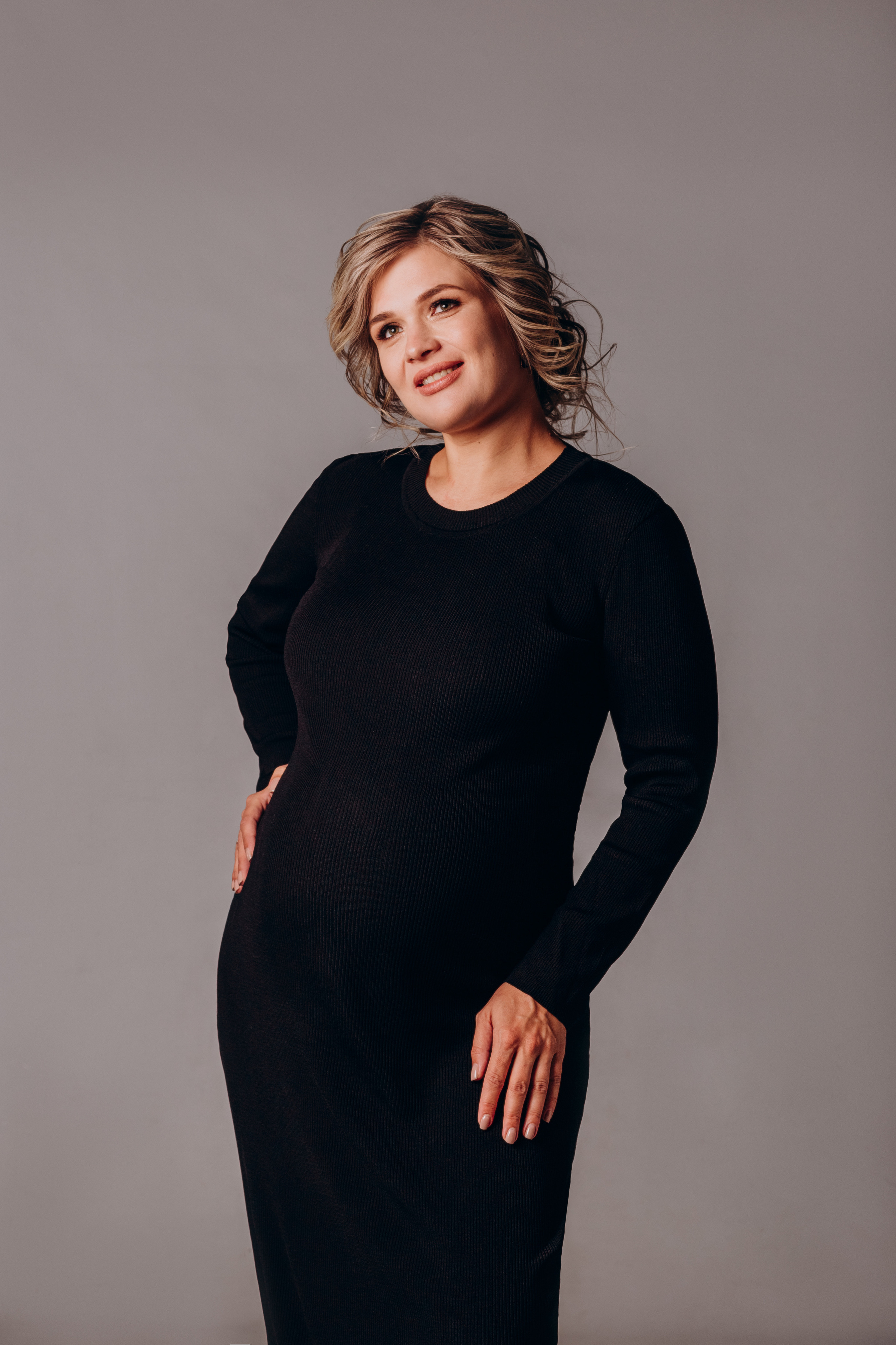 Студийная съемка беременности. Фотограф Новокубанск Армавир Федосеева Алина