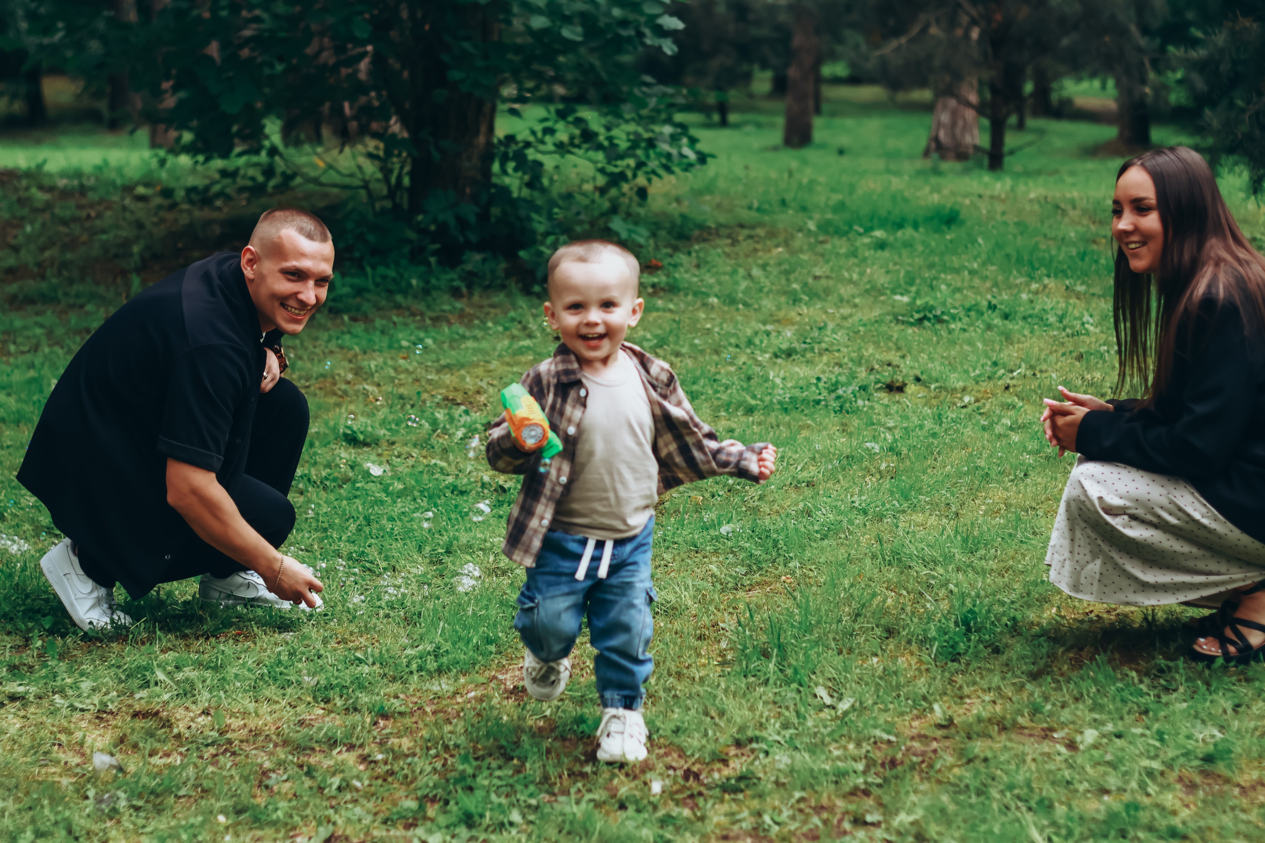 Семейная фотосессия в летнем парке, Екатеринбург. Фотограф в Екатеринбурге Пойгина Елена