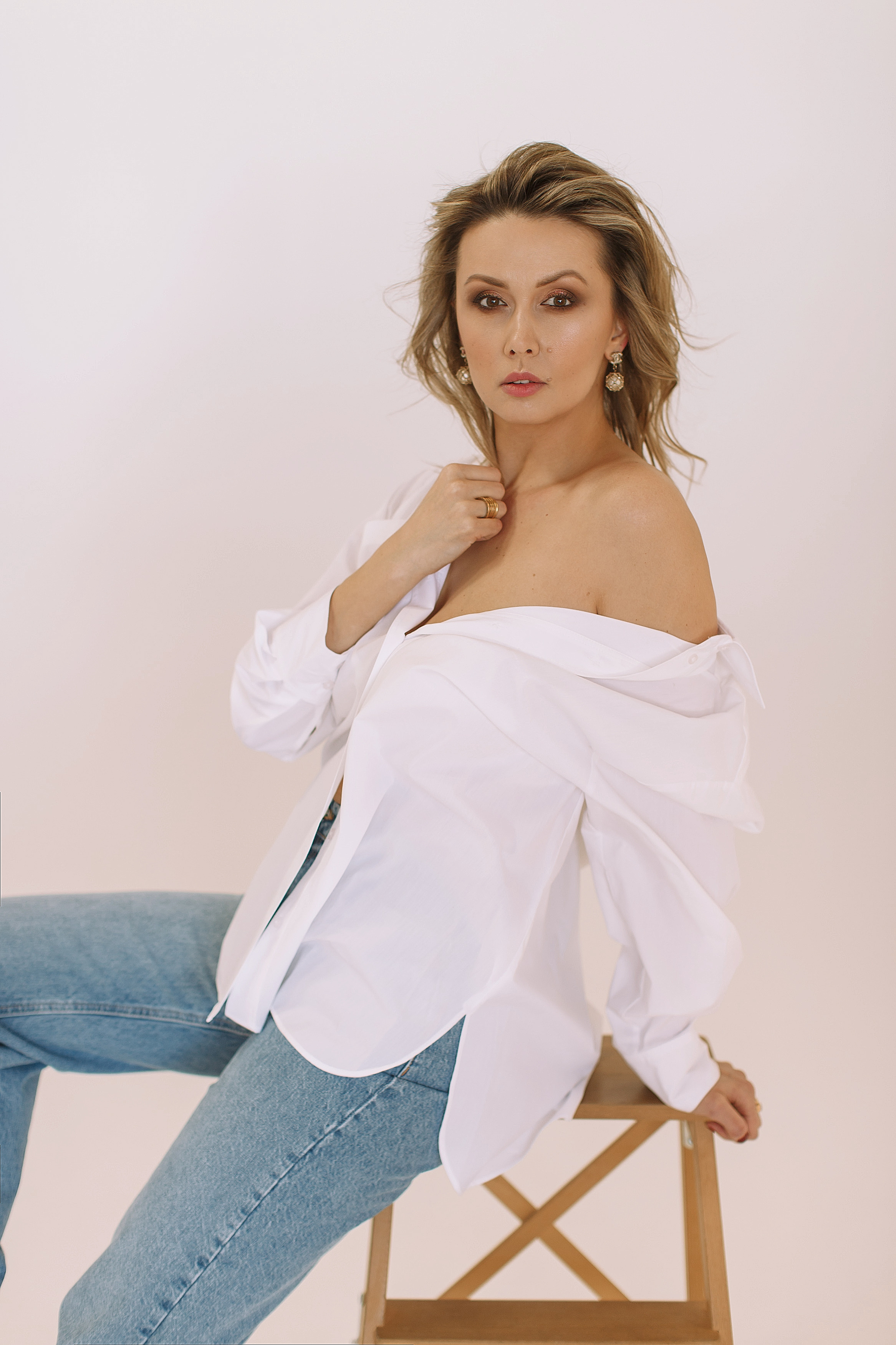 Фотосессии. Студия визажистов, стилистов по прическам, бровистов и мастеров по ресницам