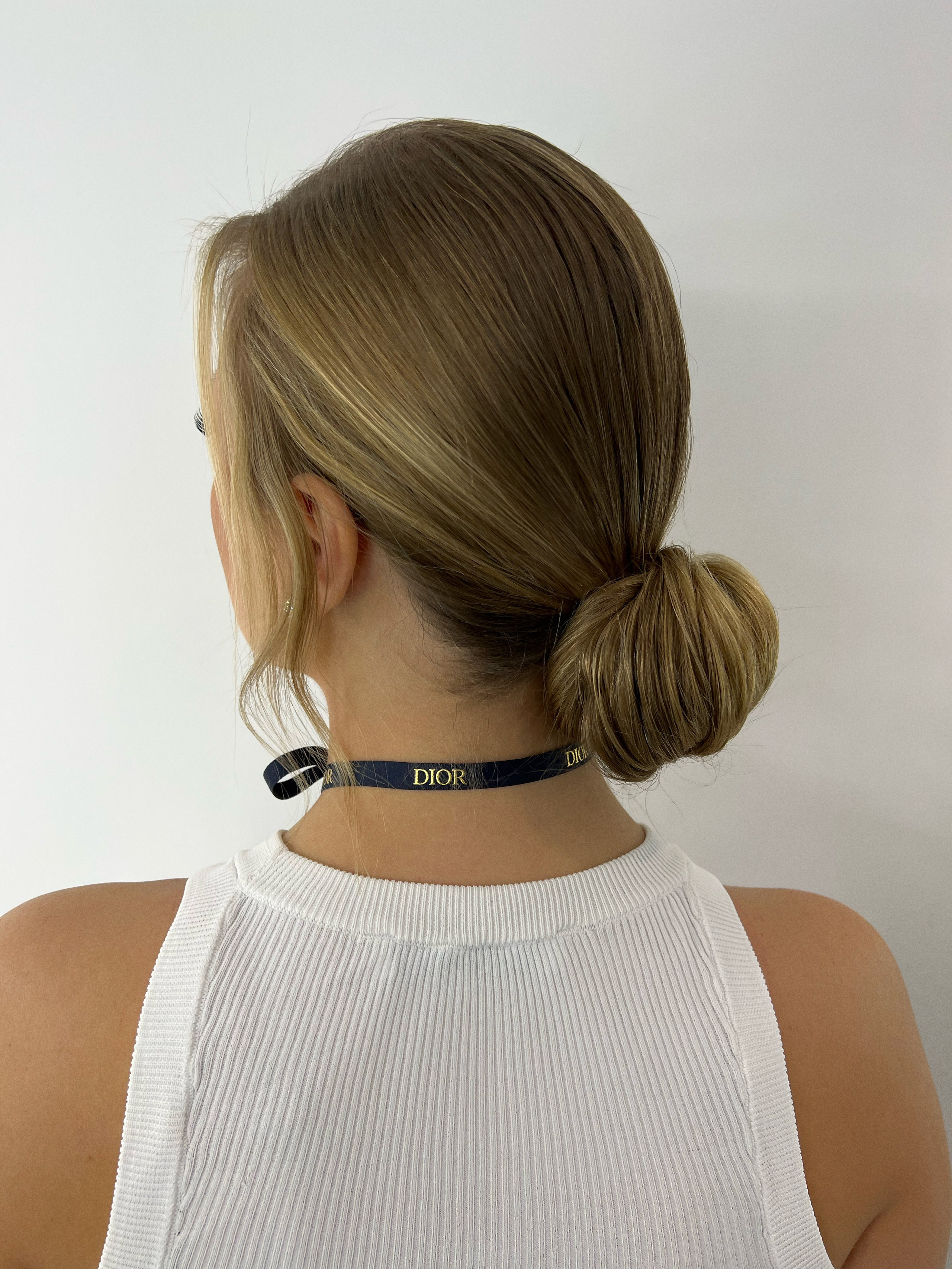 Прически, укладки. Студия визажистов, стилистов по прическам, бровистов и мастеров по ресницам