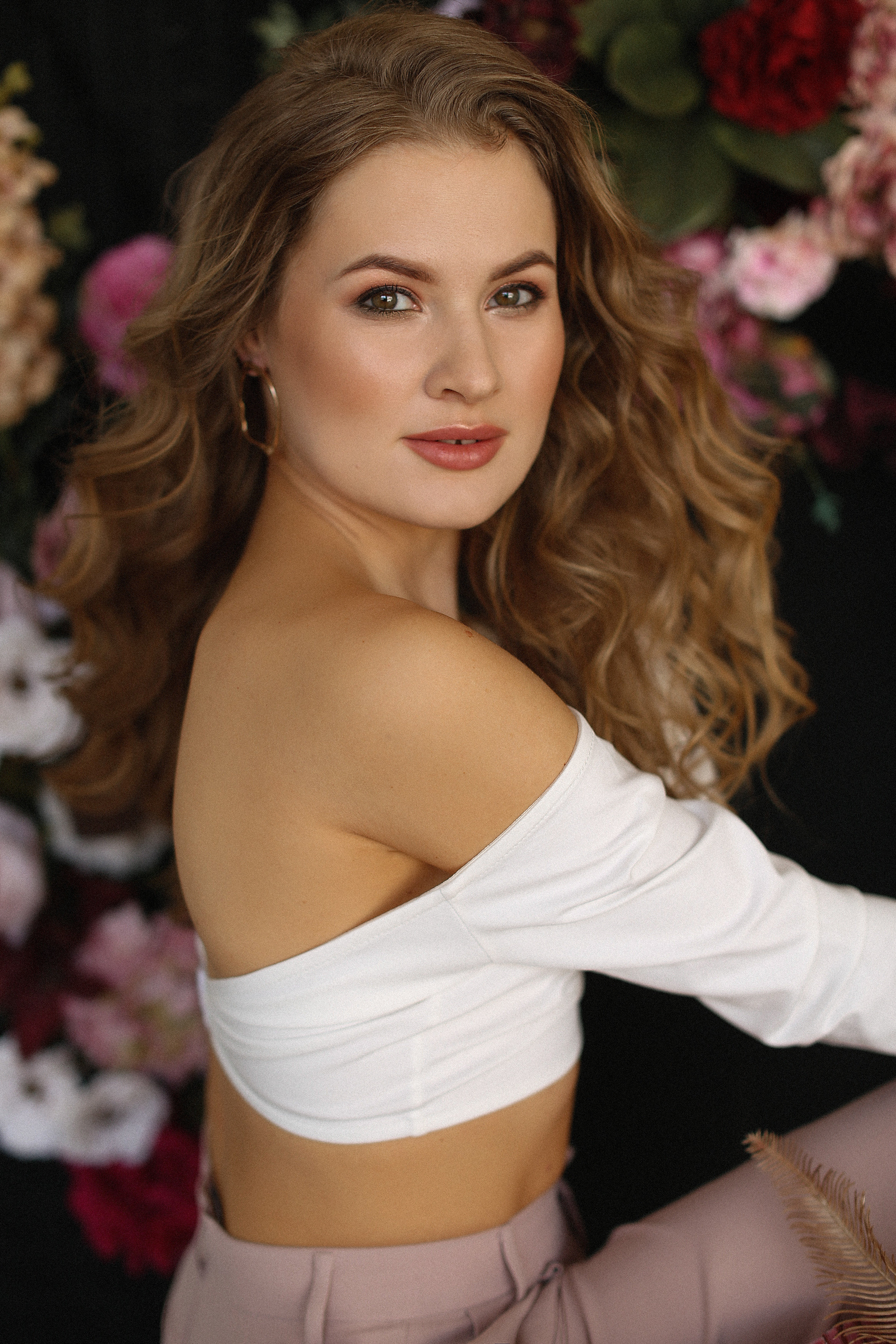 Фотосессии. Студия визажистов, стилистов по прическам, бровистов и мастеров по ресницам