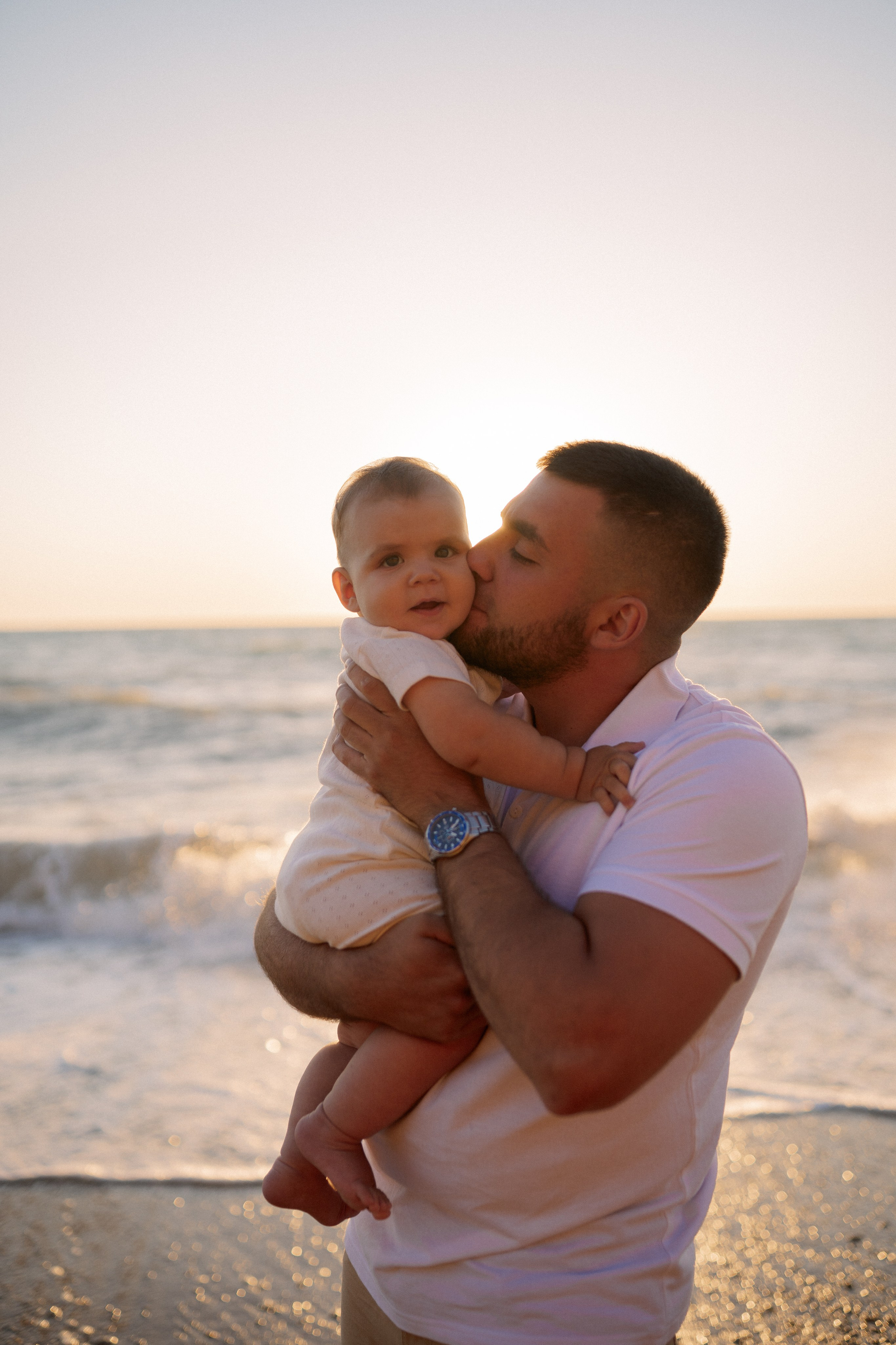 Александр, Алена и Володька. Главная