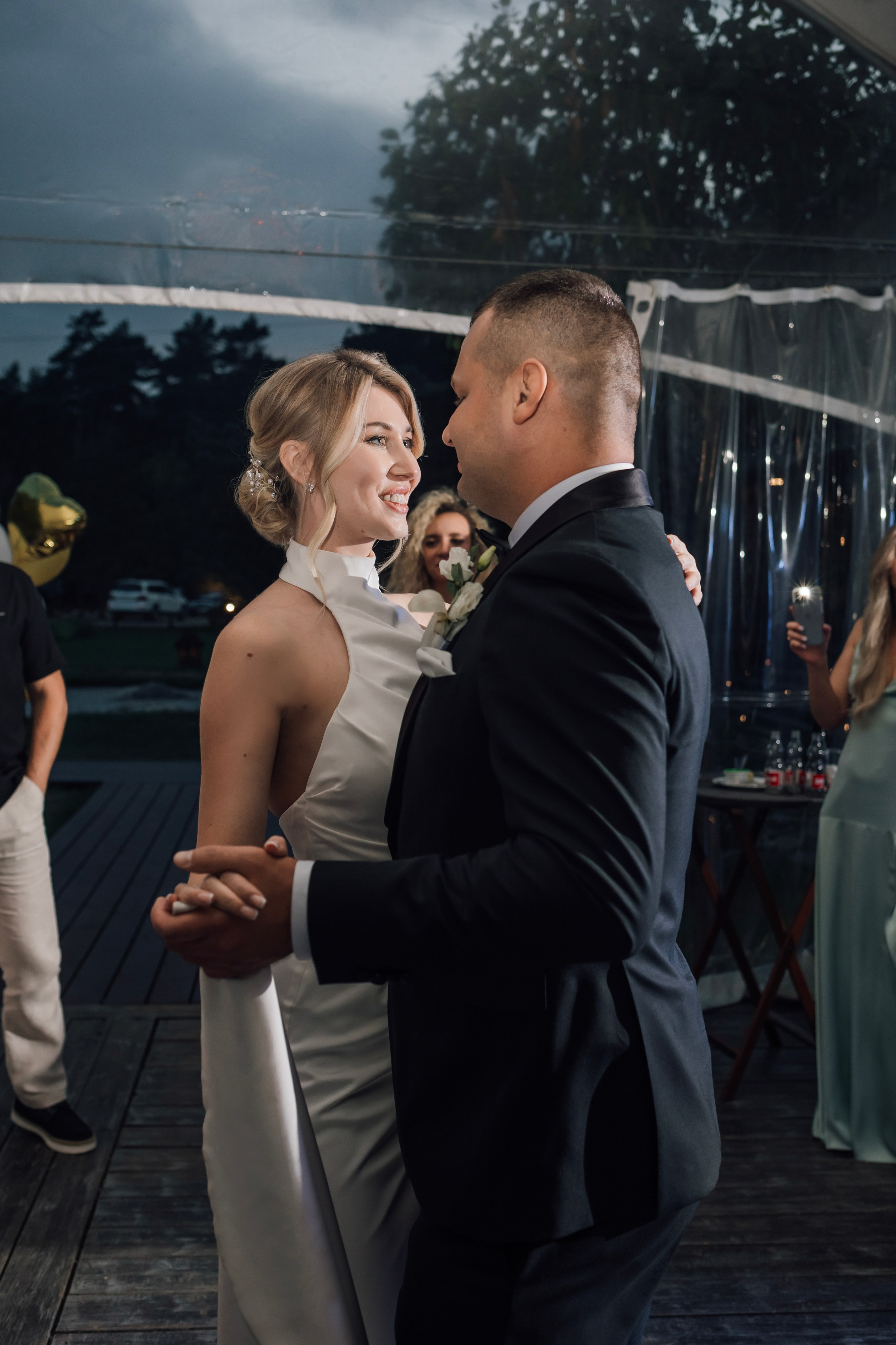 Ольга и Сергей. Свадьба в шатре. Свадебный и семейный фотограф в Москве Евгения Лисина