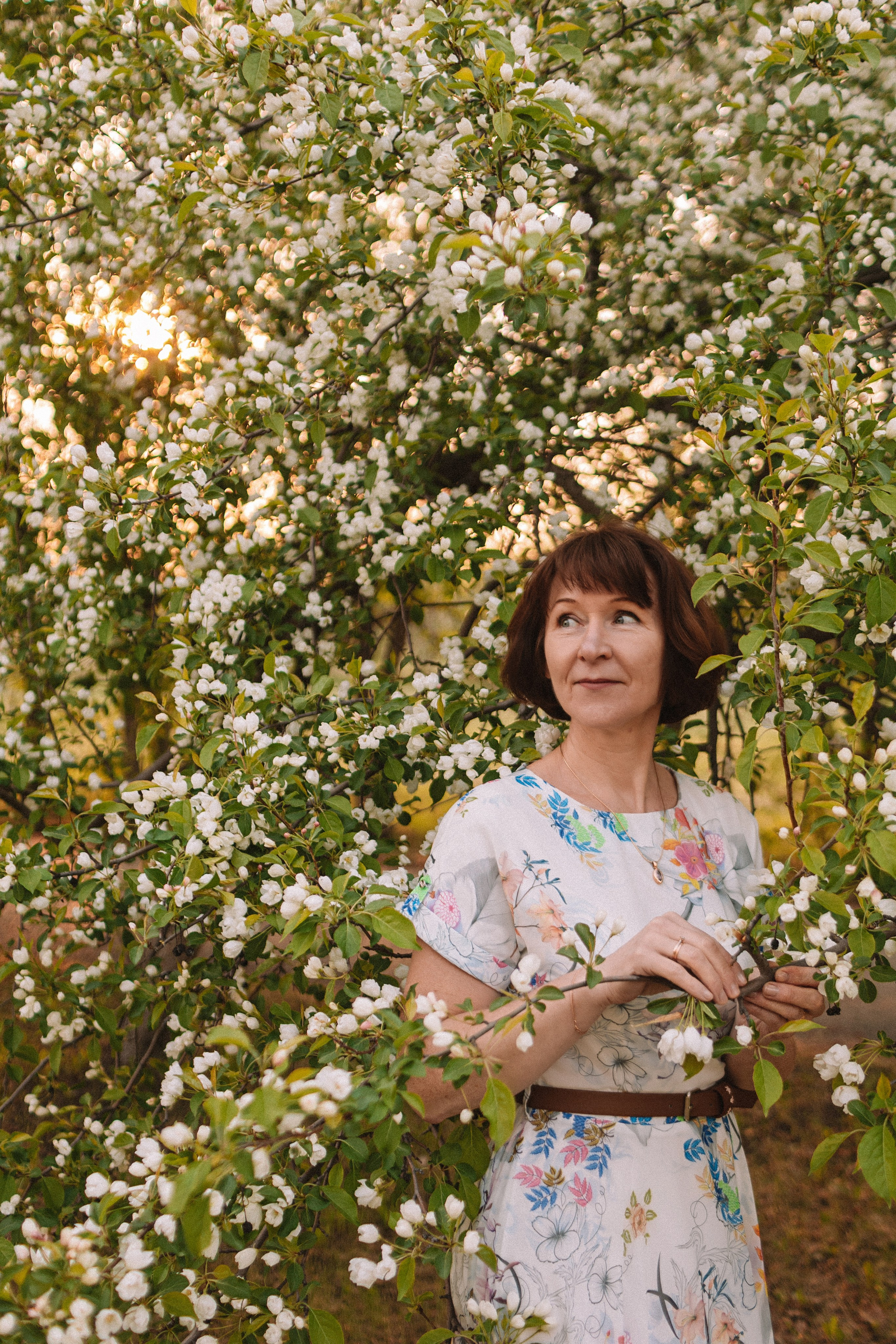 Яблони. Семейный фотограф Тюмень, фотограф на роды Салмина Мария