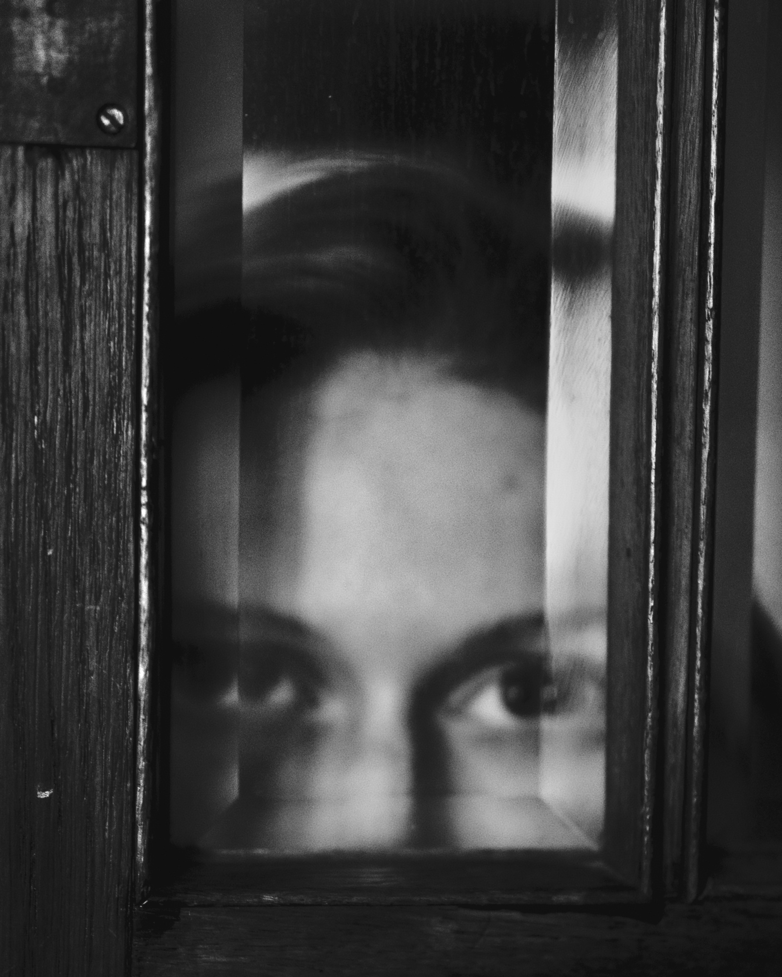 Портретная фотография черно-белая