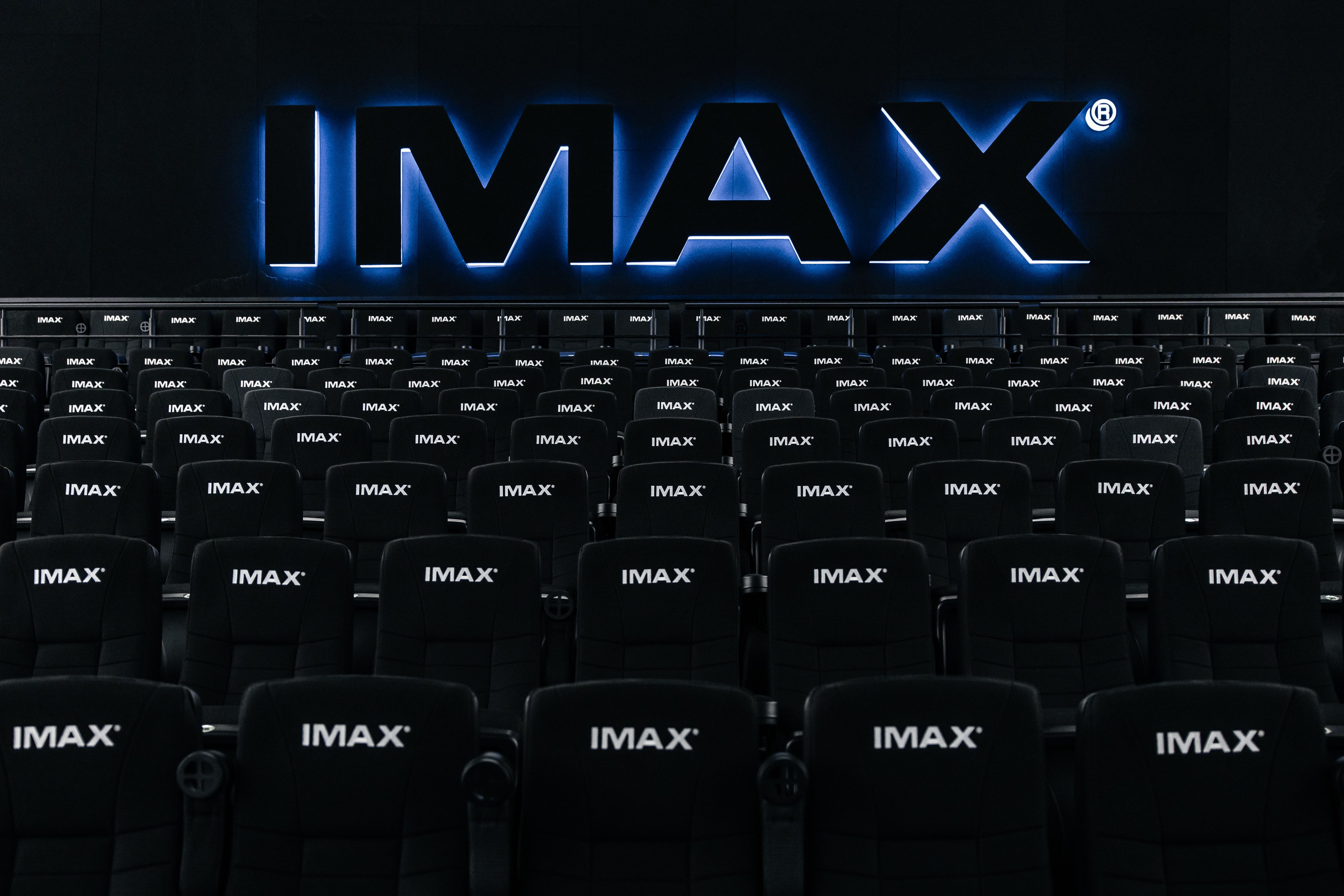 Кинотеатр Другар. Самый свадебный фотограф