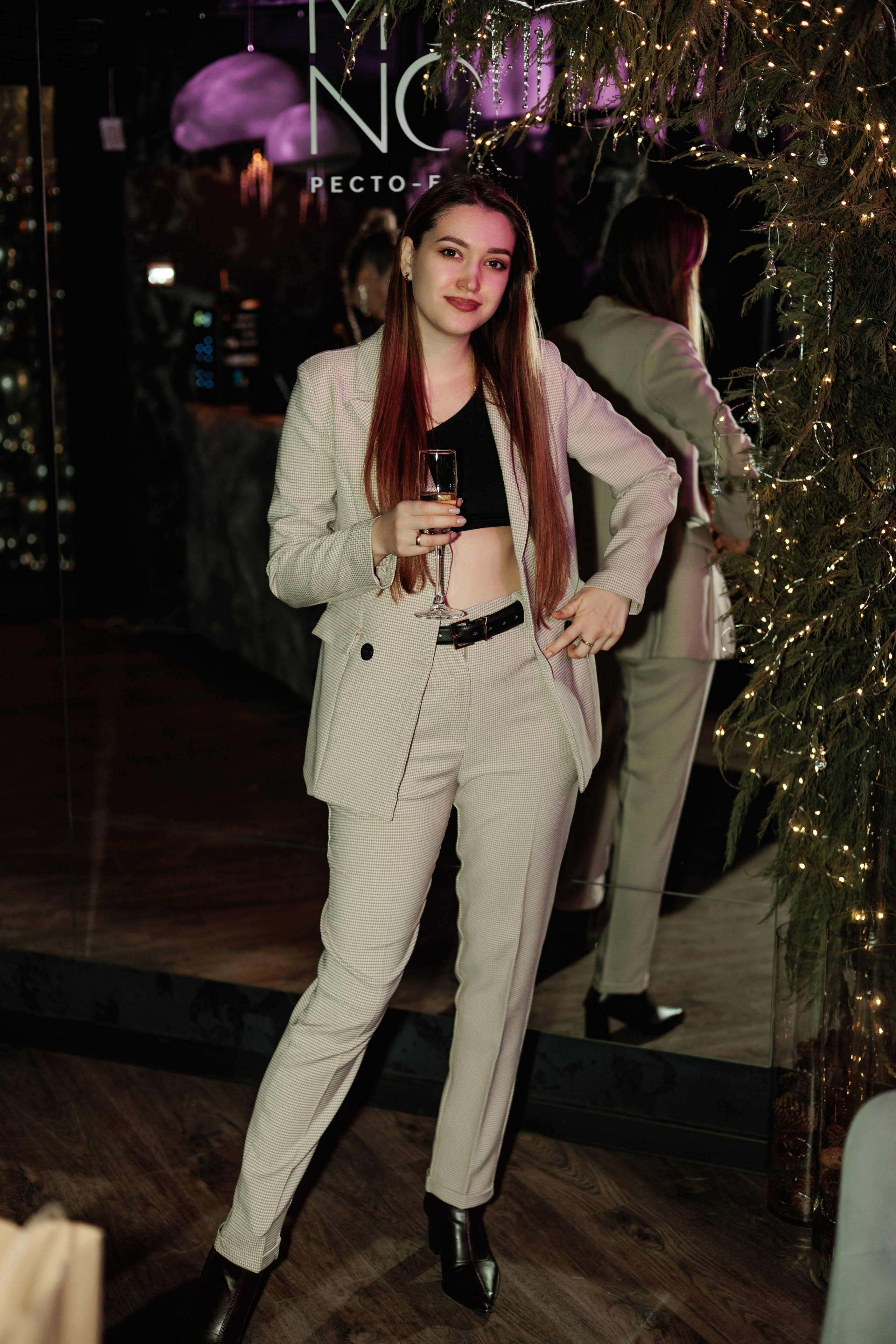 Репортаж Mona. Фотограф Саратов Анастасия