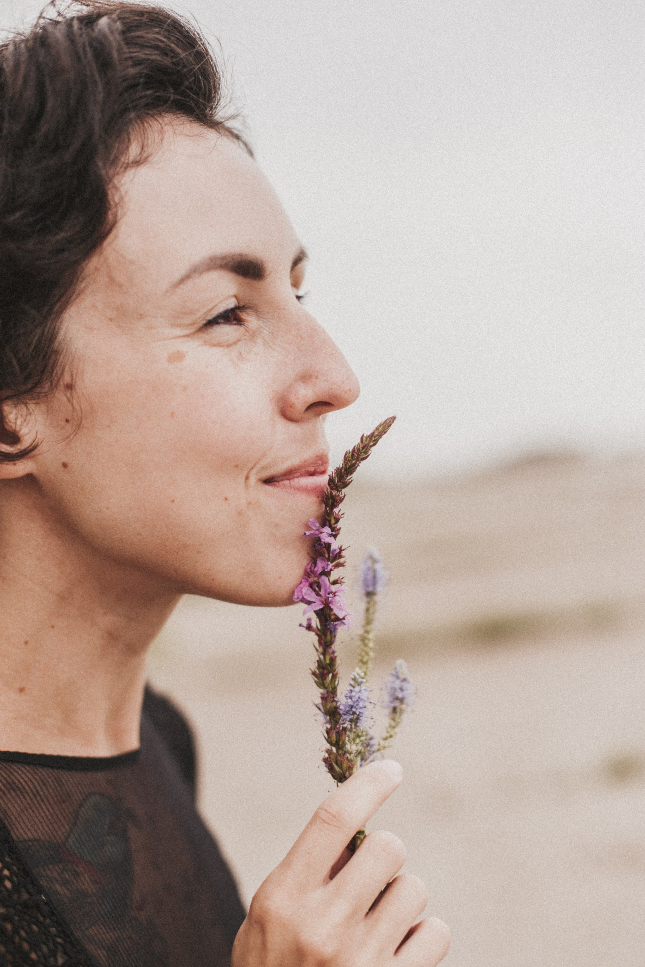Есенин у реки. Фотограф в Нижнем Новгороде